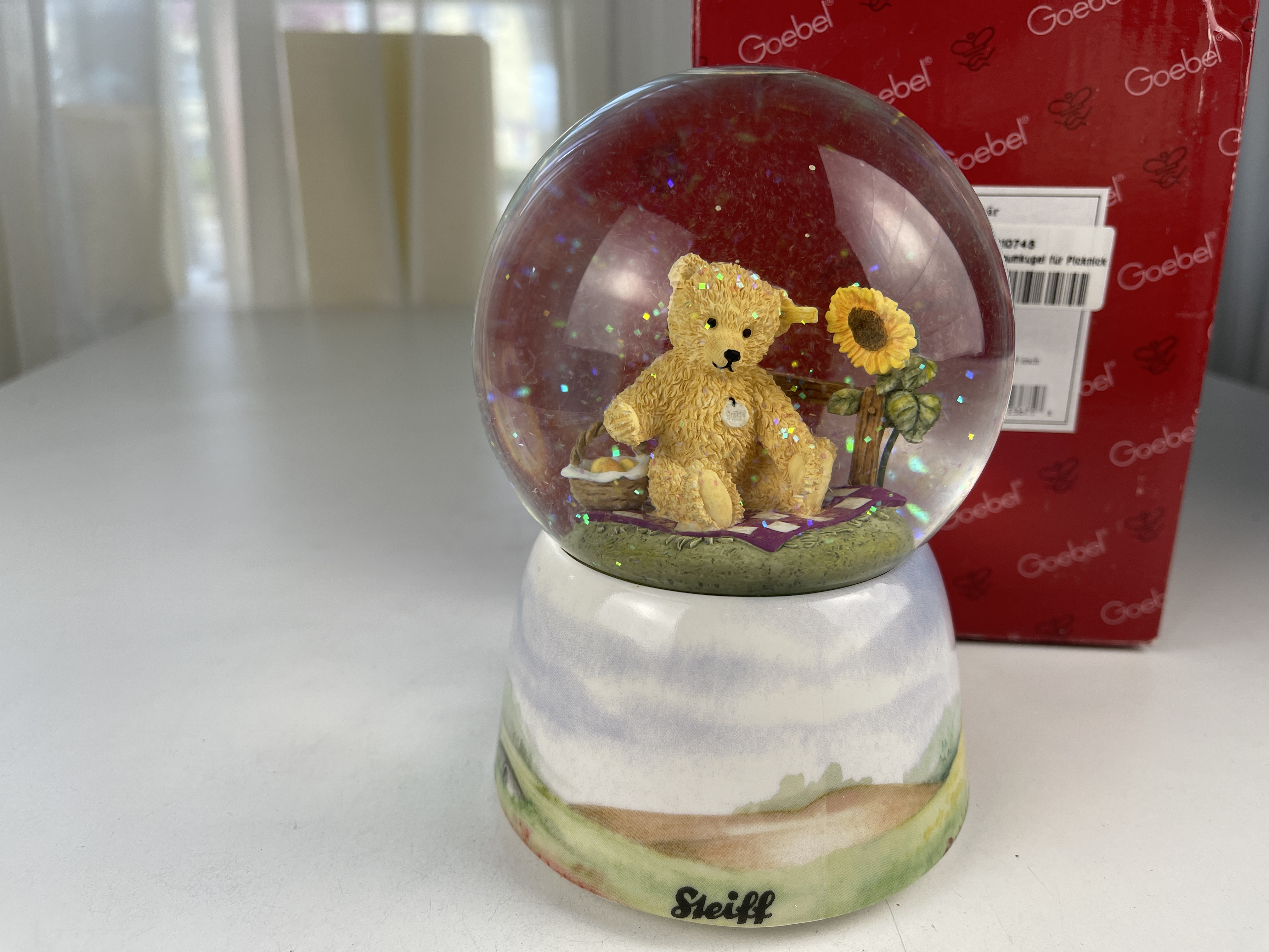 Goebel Figur Steiff Teddybär Schneekugel Spieluhr 14 cm. 1 Wahl. Top Zustand 