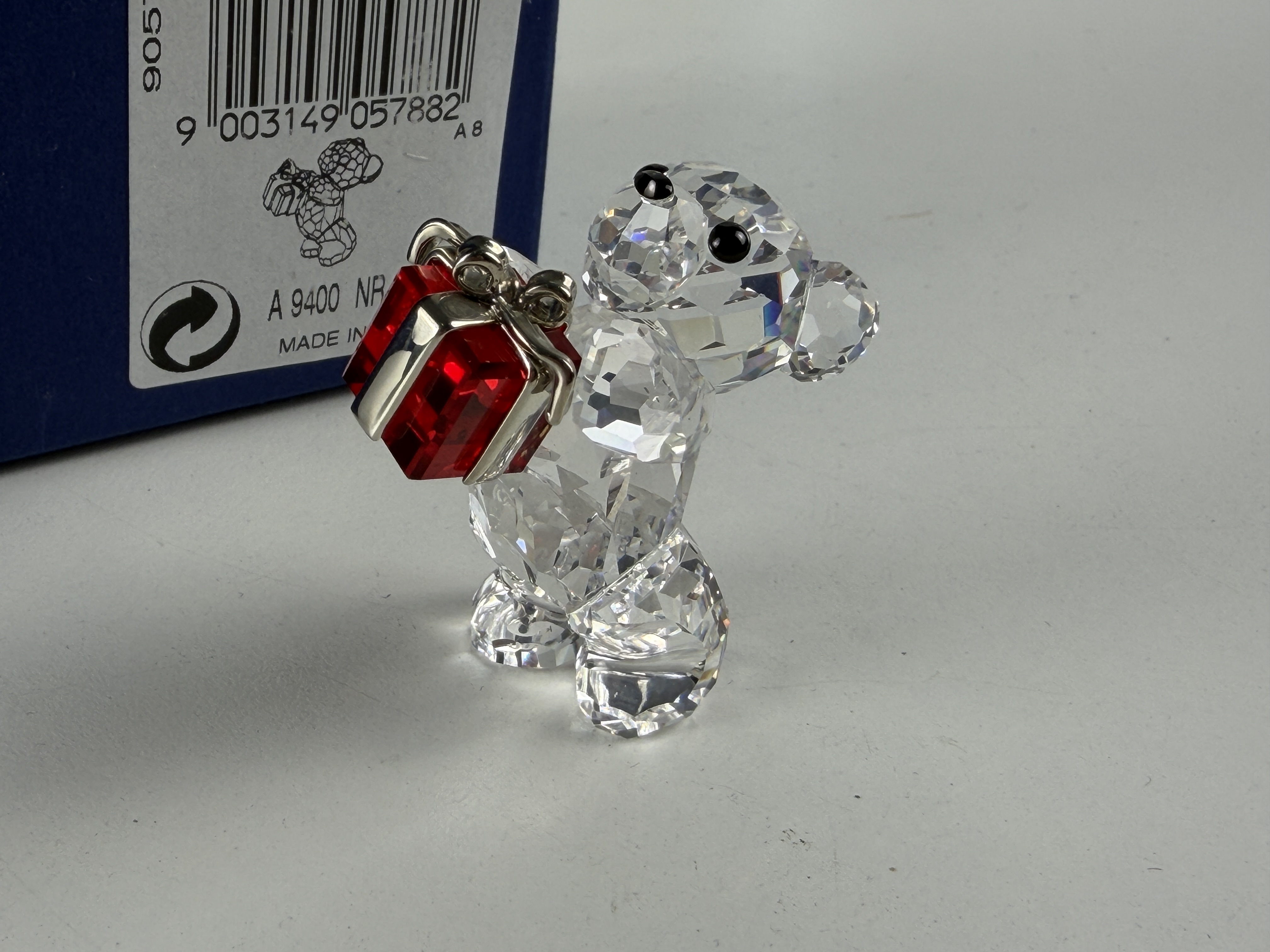 Swarovski Figur 905788 Kris Bär ein Geschenk für Dich 3,8 cm mit Ovp & Zertifikat.