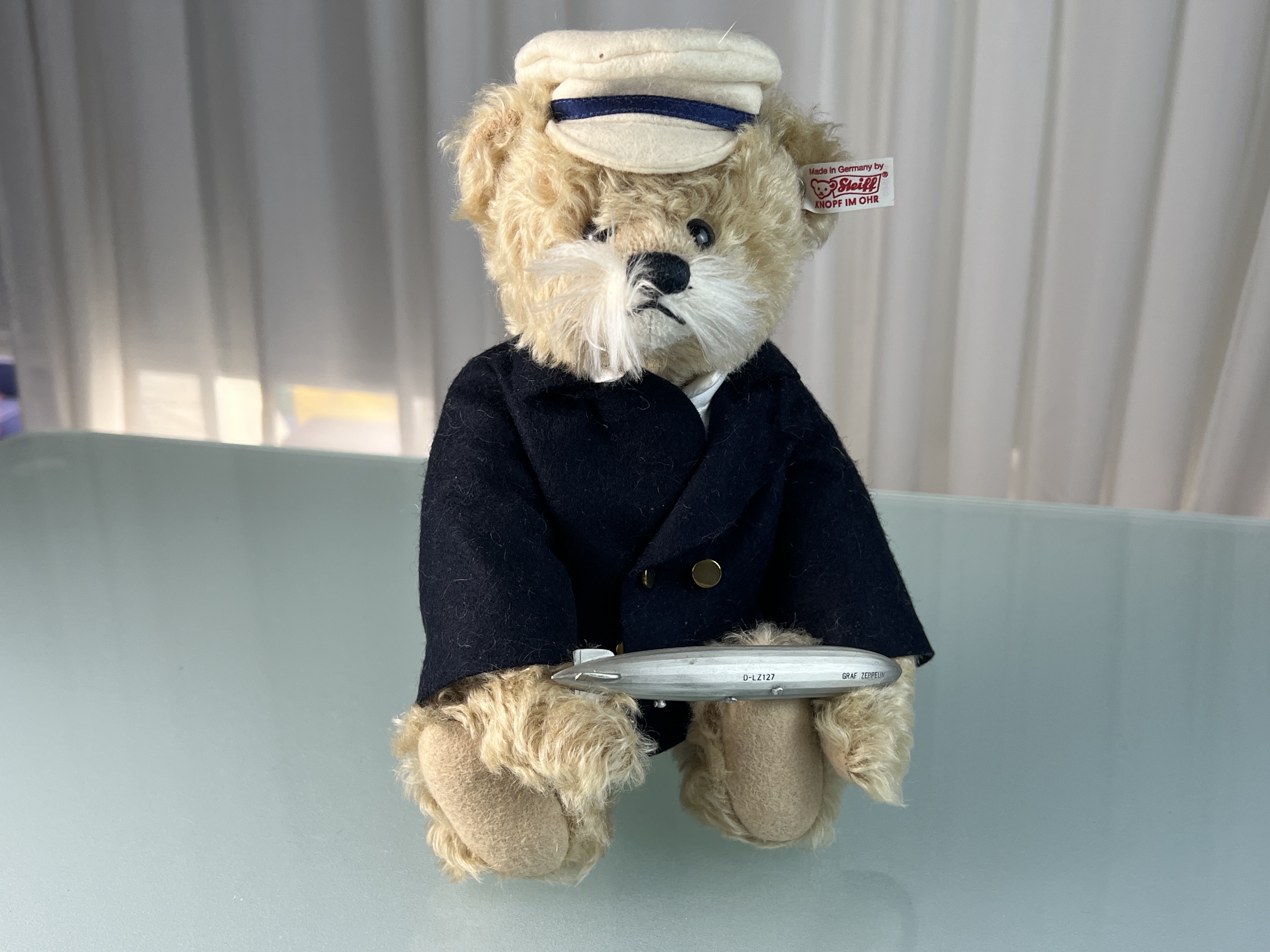Steiff Tier 673580 Graf von Zeppelin Teddy Bär 30 cm. Top Zustand 