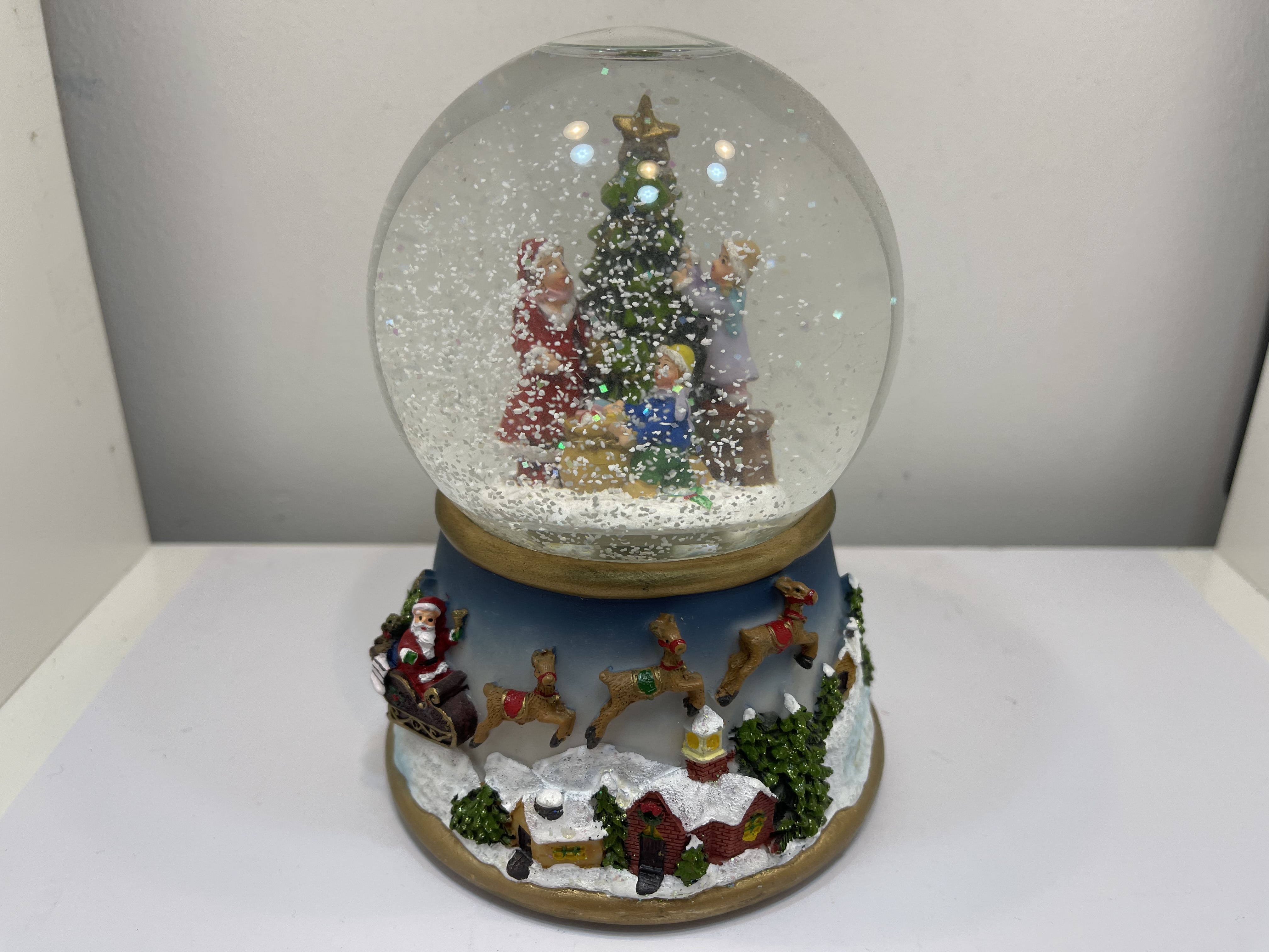 Figur Schneekugel 16 cm - Top Zustand 