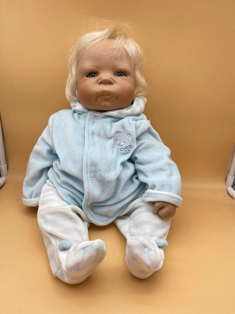 Inge Tenbusch Künstlerpuppe Porzellan Puppe 46 cm. Top Zustand.
