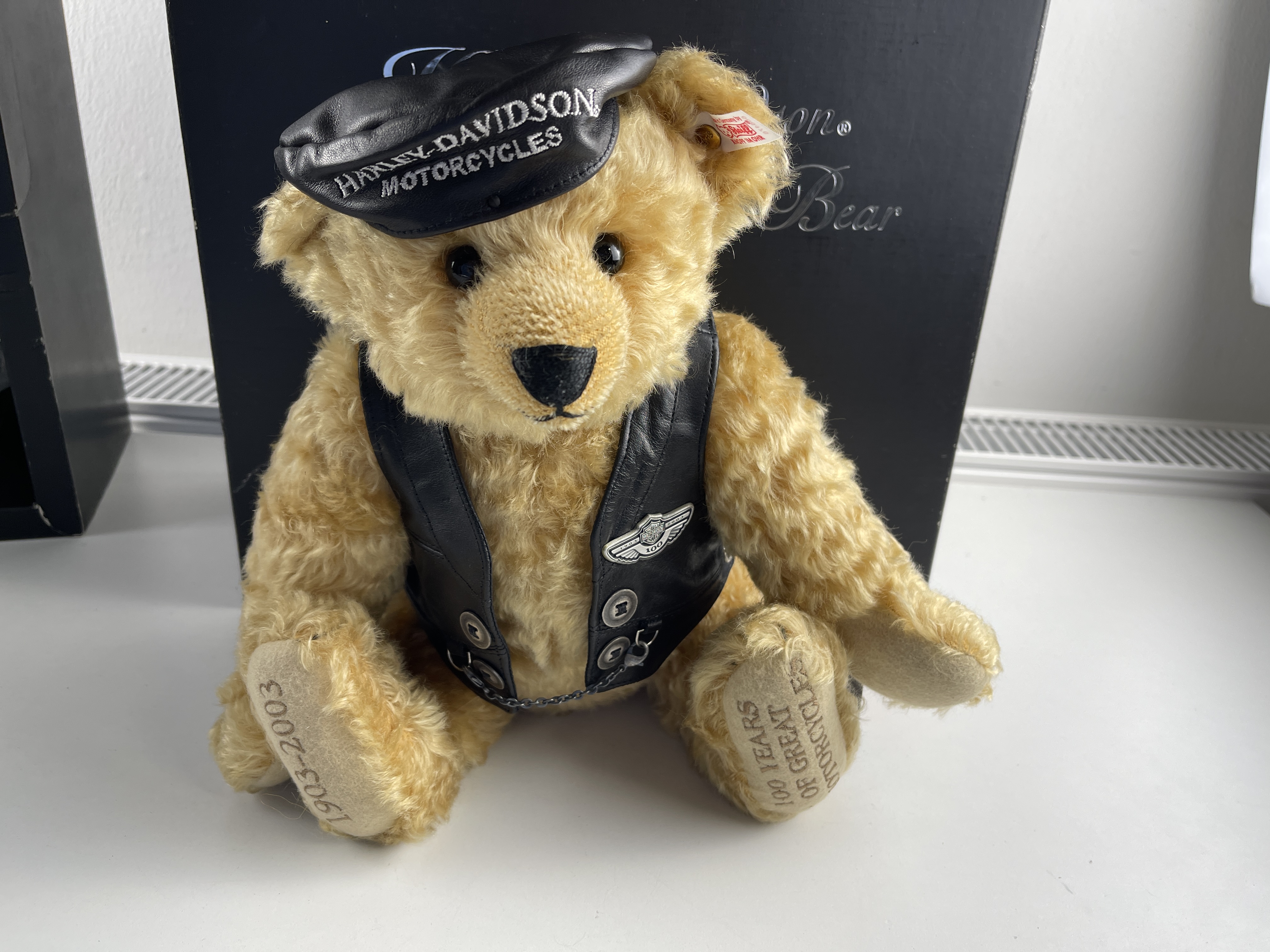 Steiff Tier Sammler 666476 Harley Davidson Teddy Bär 40 cm - Rauchgeruch OVP