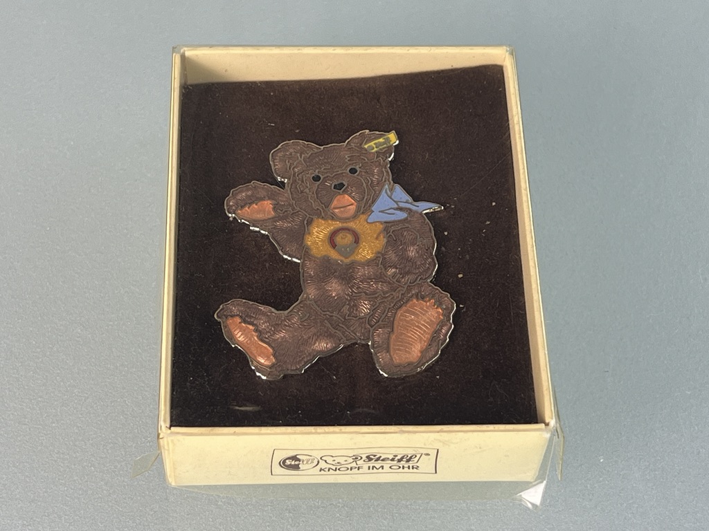 Steiff Pin Anstecker Teddy Bär 5 cm. Top Zustand   