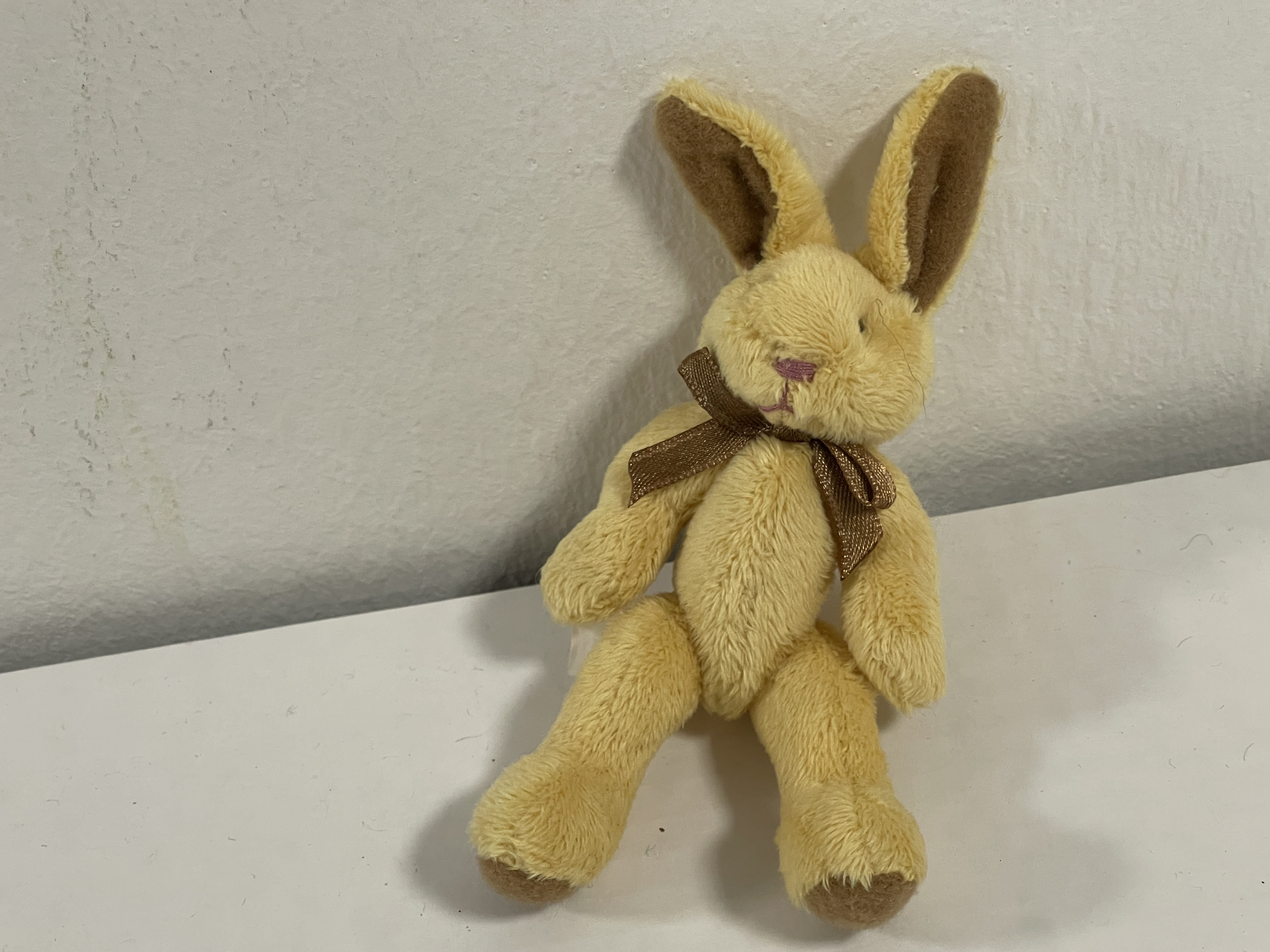 Künstler Sammler Stofftier Hase 14 cm. - Top Zustand.   
