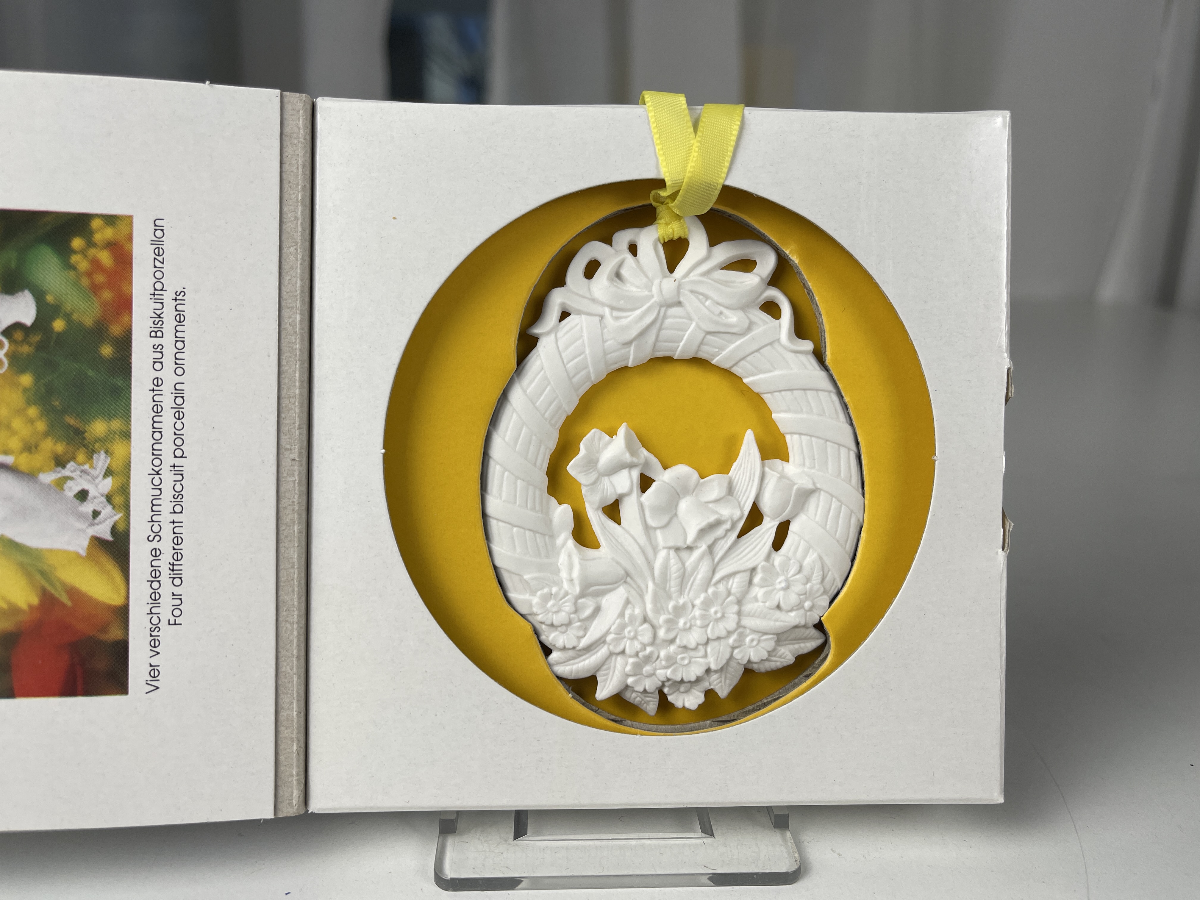  Hutschenreuther Ornament  Frühling OVP 8 cm. Top Zustand 