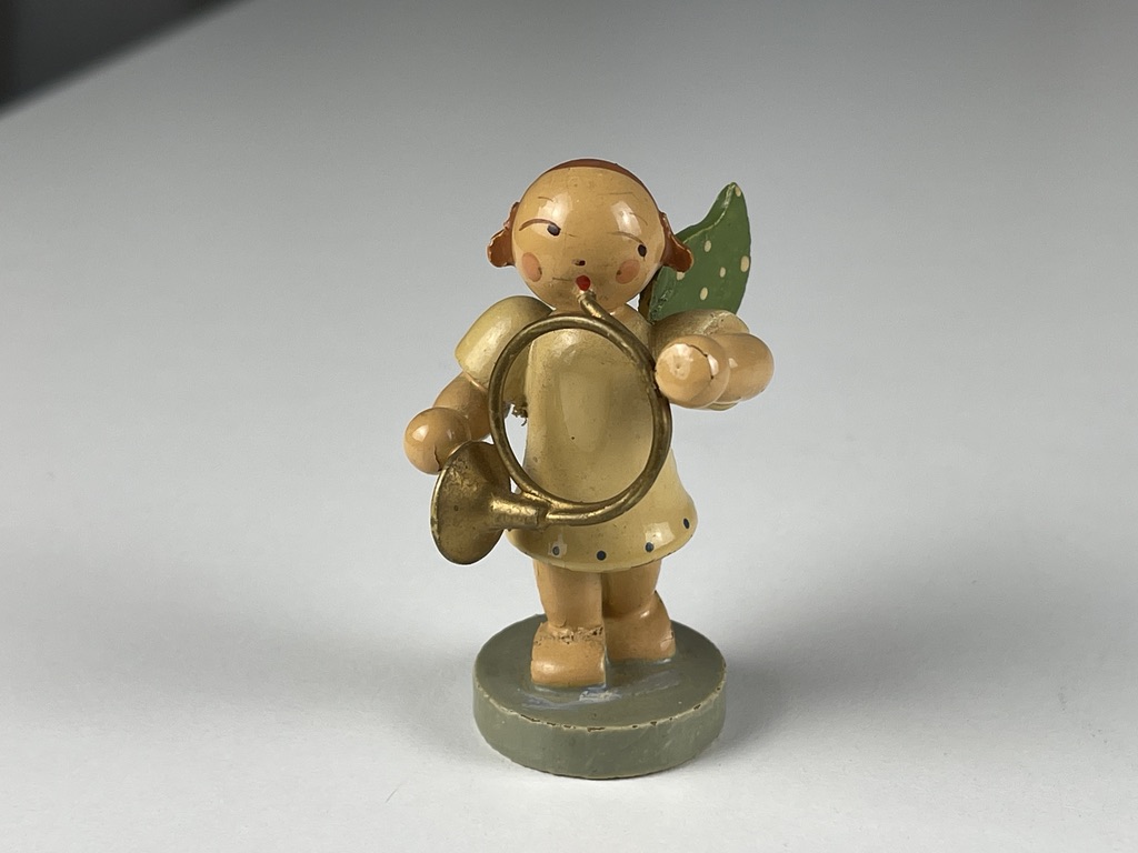 Erzgebirge Figur Engel 5,5 cm. Zustand  siehe Fotos  