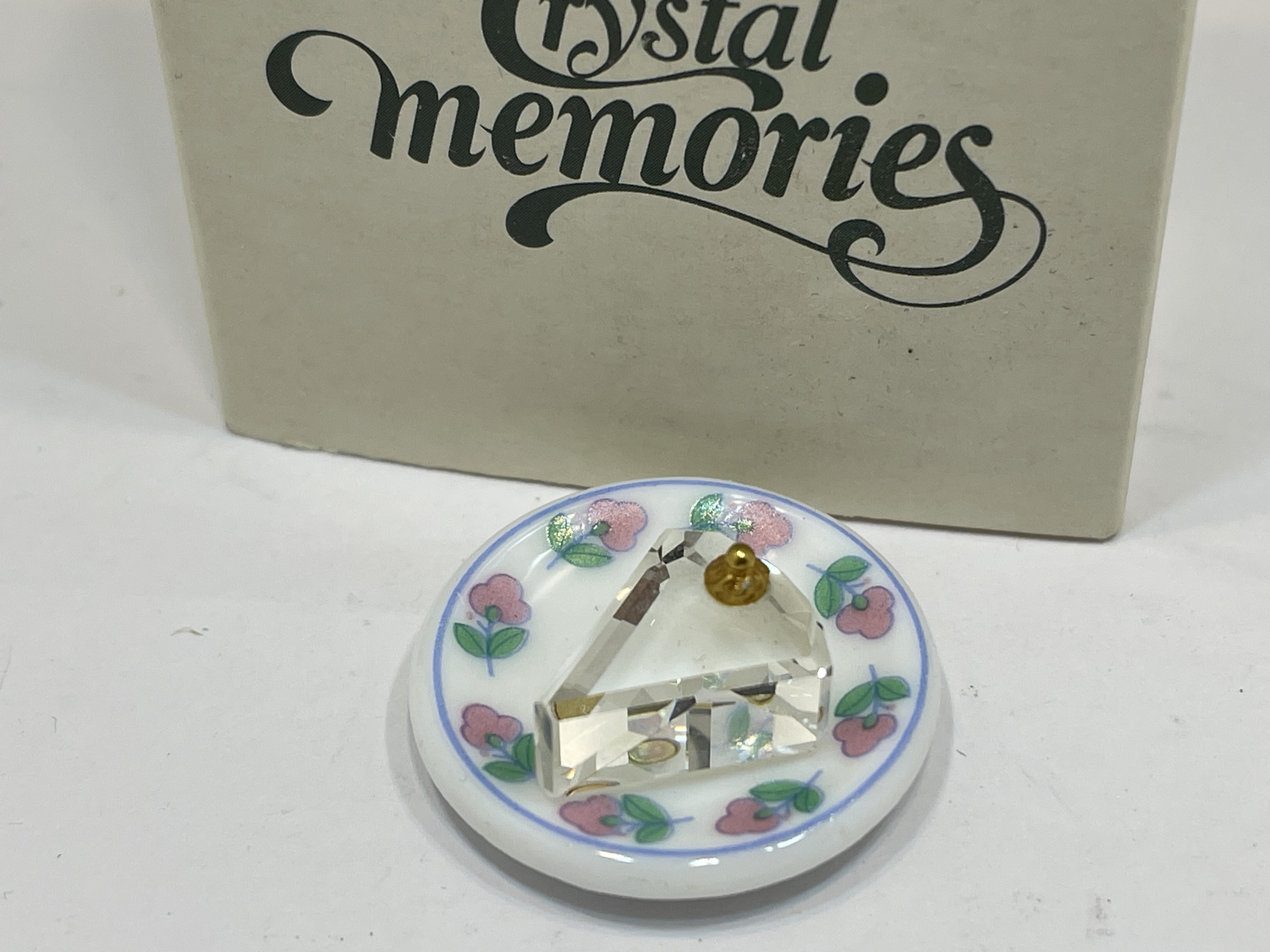 Swarovski Figur 174106 Teller mit Kuchen 3 cm. Mit Ovp & Zertifikat 