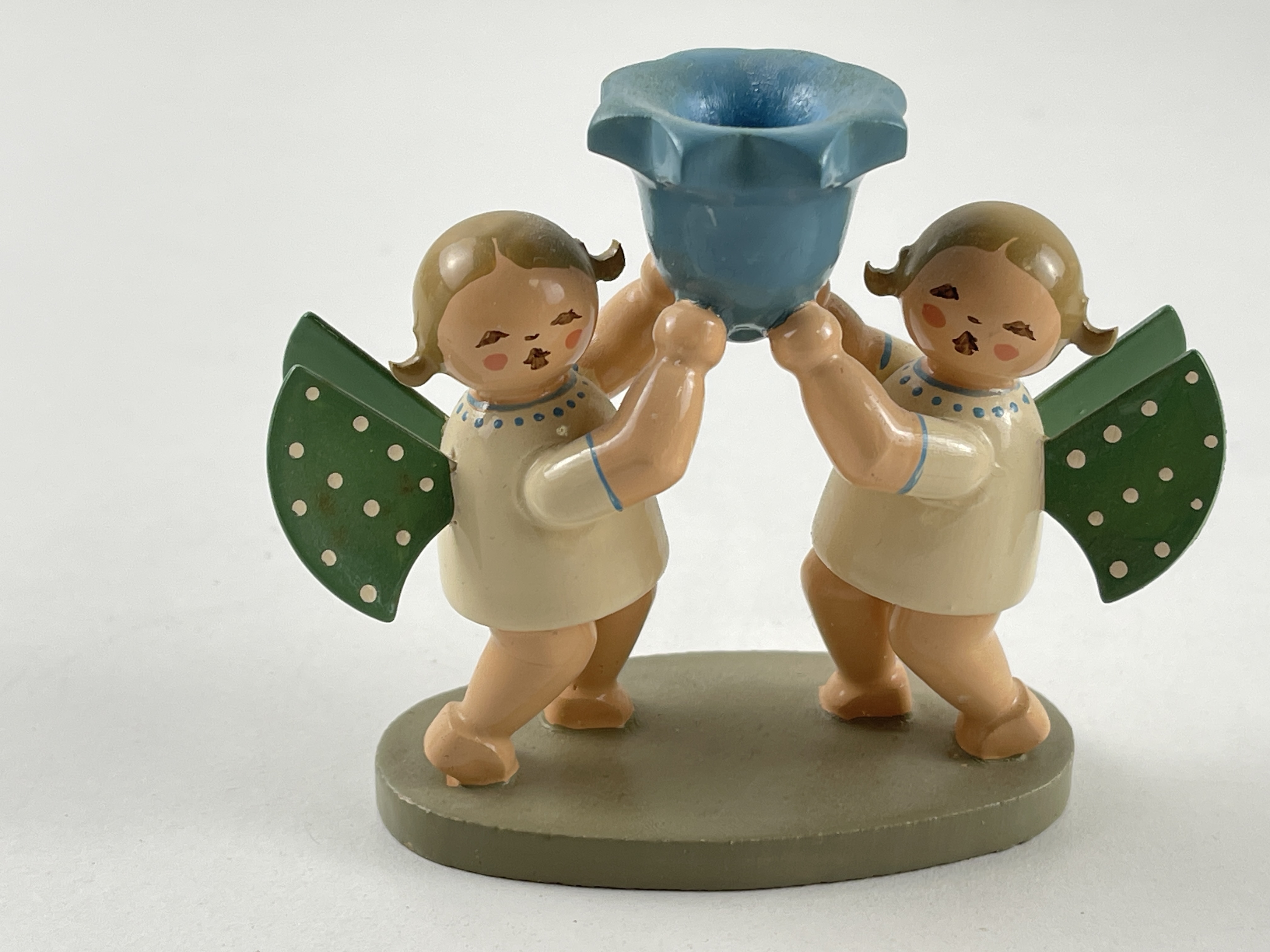 Wendt und Kühn Erzgebirge Figur Engel 7 cm. Zustand  siehe Fotos  