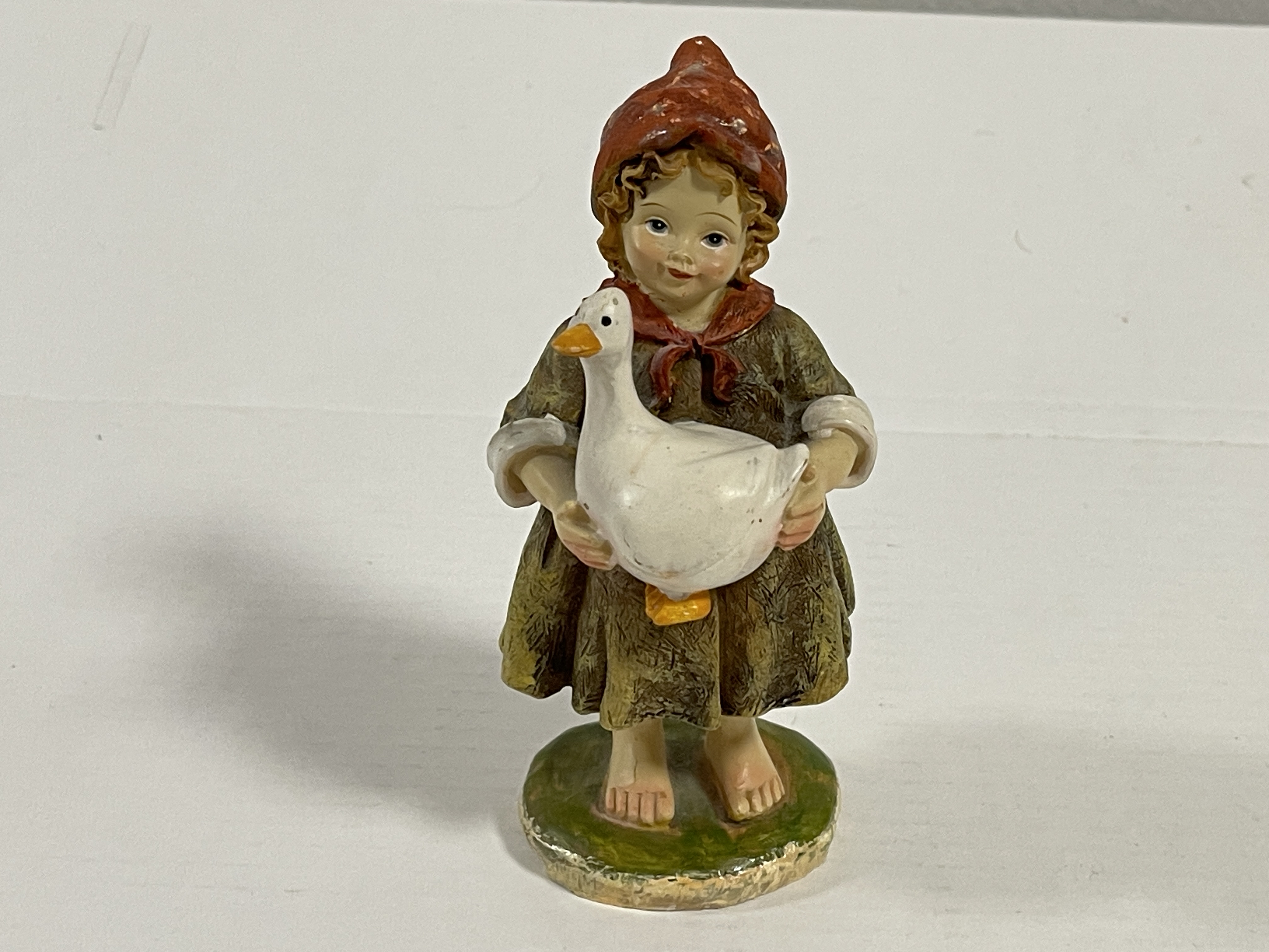 Sammler Figur Kunststoff 14 cm. Zustand siehe Fotos    