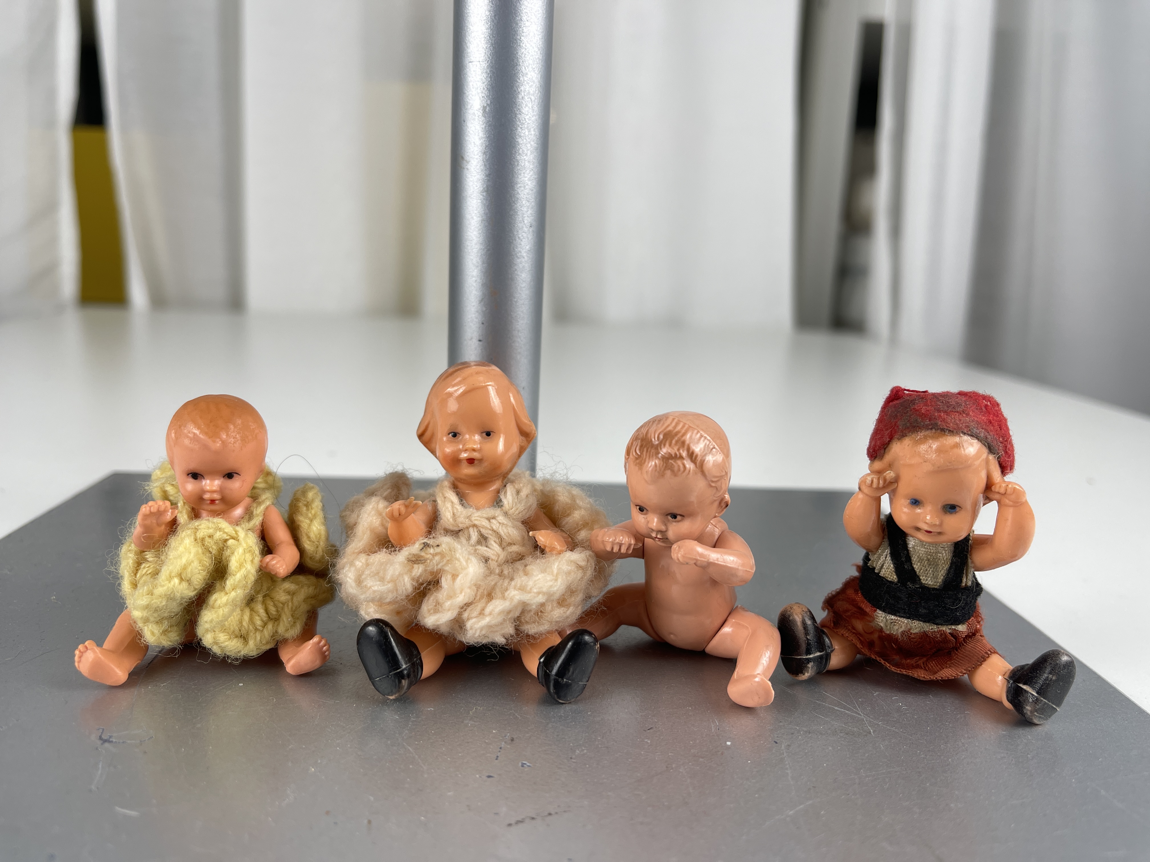 Sammler Puppe Vinyl Puppen Konvolut 4 Stück 7 - 8 cm. Zustand siehe Fotos 