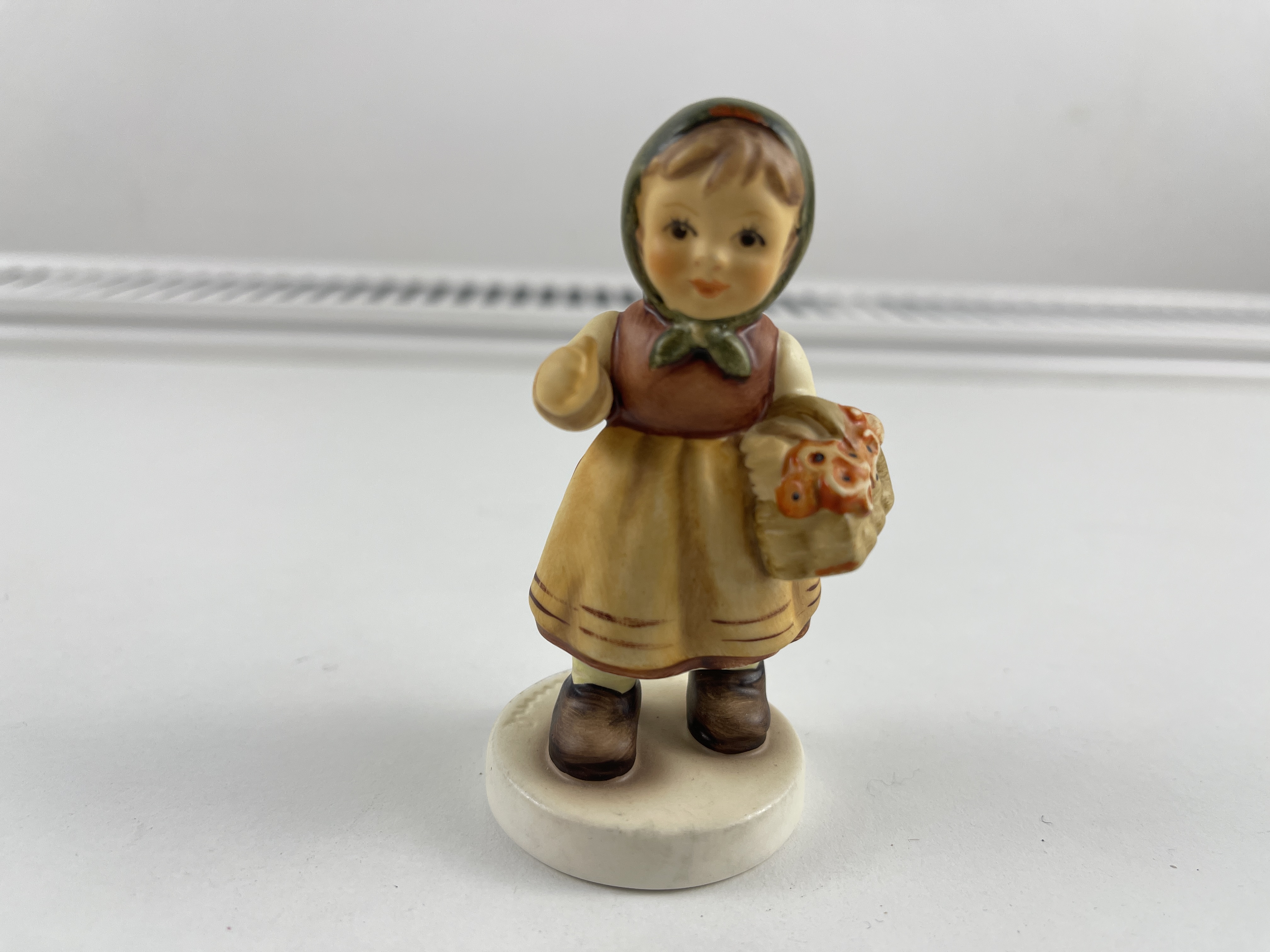 Hummel Figur2272 Marktfrau 8 cm 1 Wahl Top Zustand 
