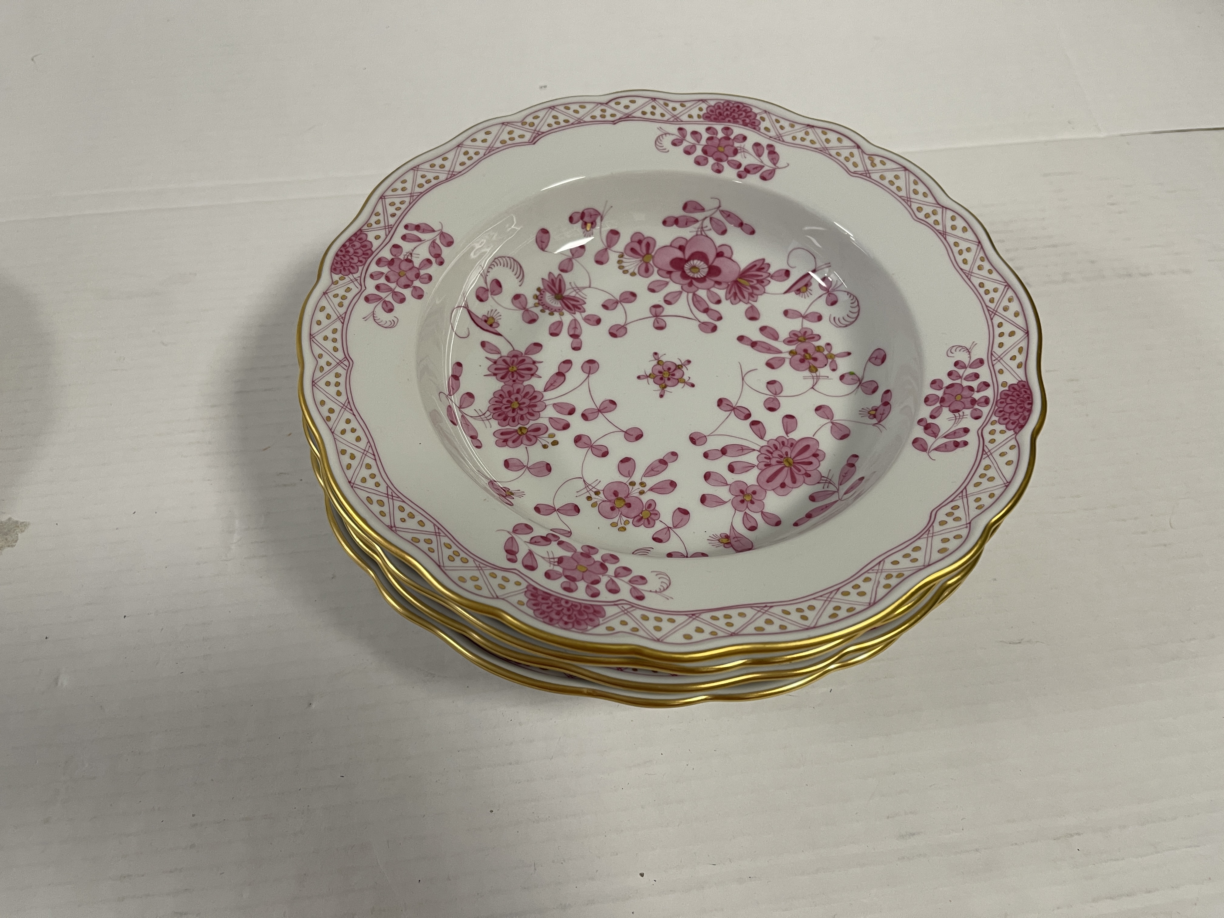  Meissen Porzellan  Teller  4 Stück je Ø: 24,5 x 4,5 cm. 1 Wahl - Top Zustand   