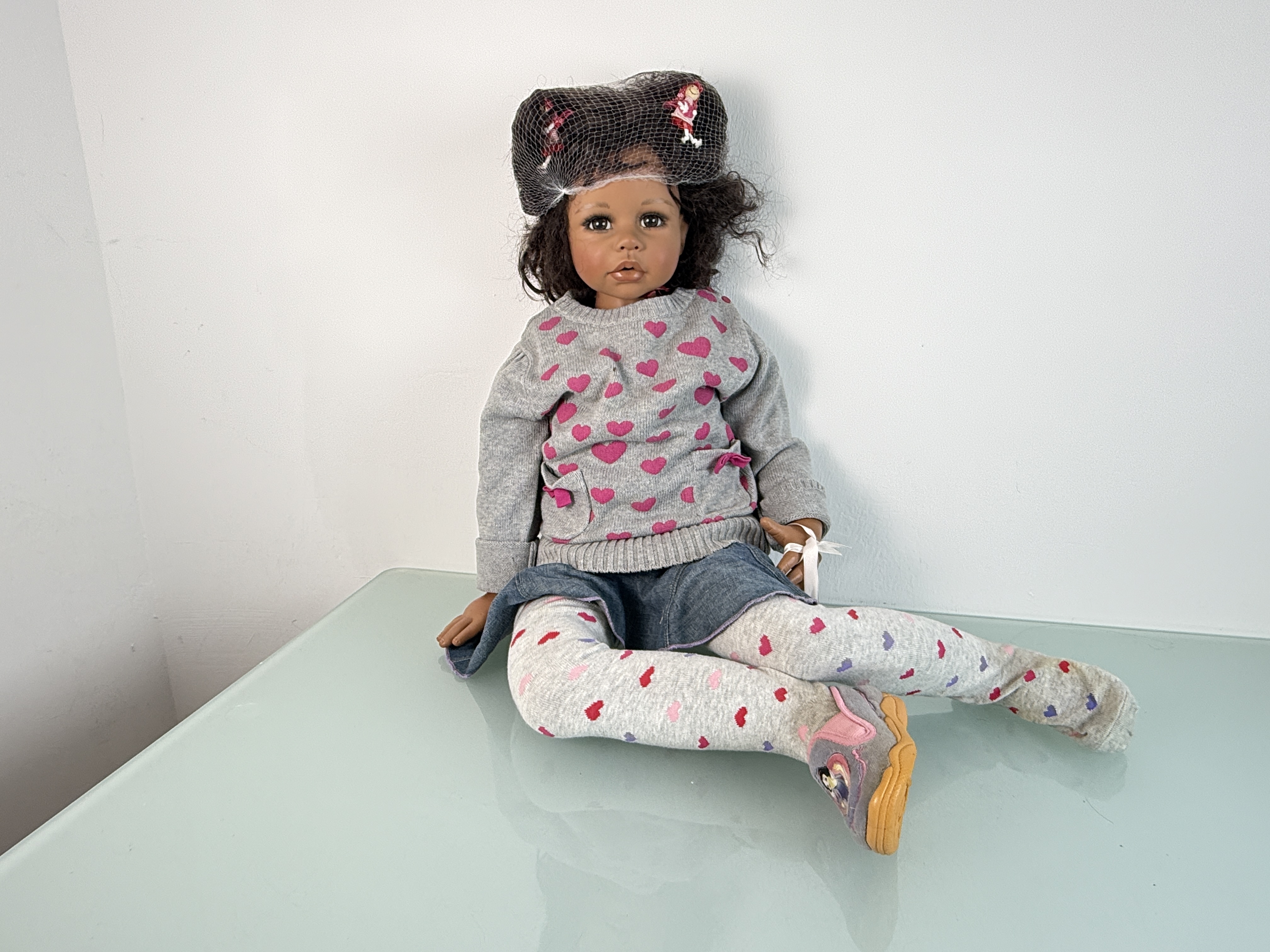 Künstlerpuppe Puppe Monika Levenig Vinyl Puppe 85 cm. Top Zustand 