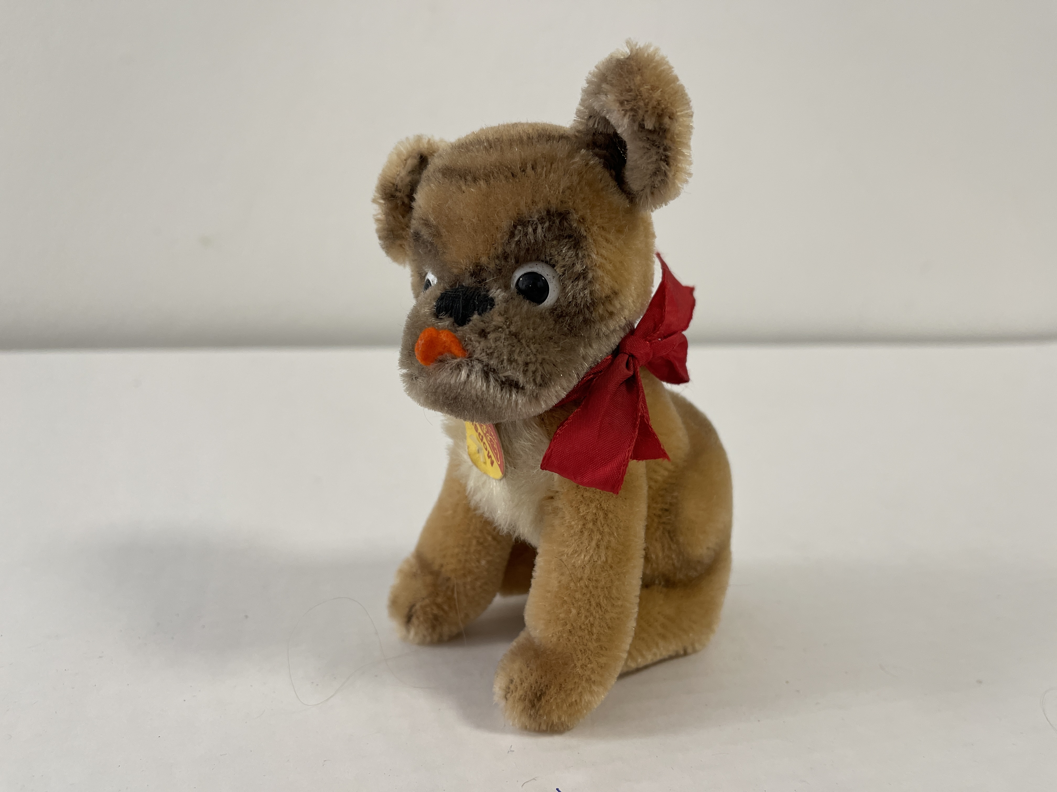Steiff Tier 3312.00 Mops 12 cm. Zustand siehe Fotos 