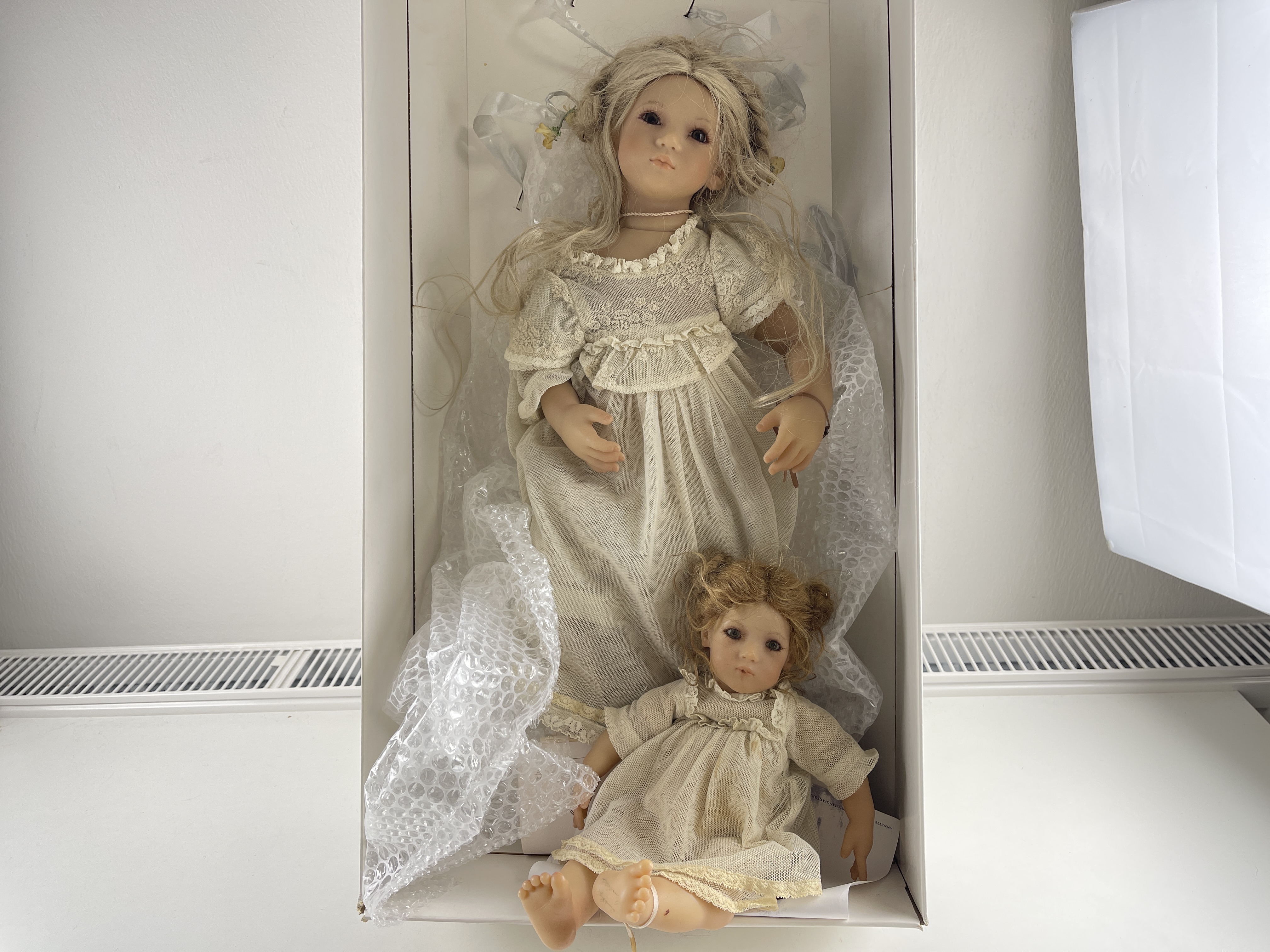 Annette Himstedt Puppen Freeke und Bibi 60 + 33 cm. Guter zustand siehe Fotos