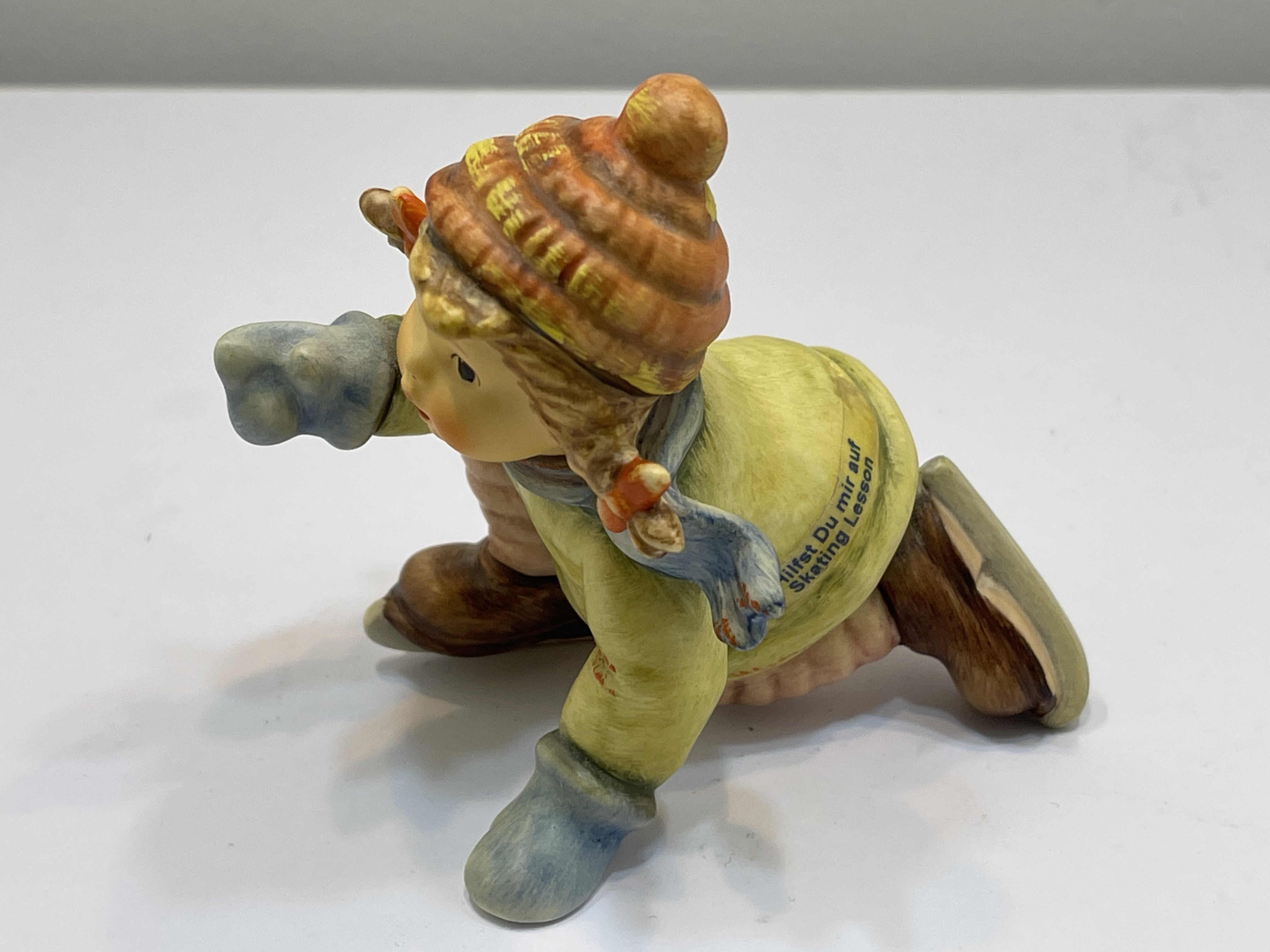 Hummel Figur 2058/a Hilfst du mir auf ? 9 cm. 1 Wahl. Top Zustand 