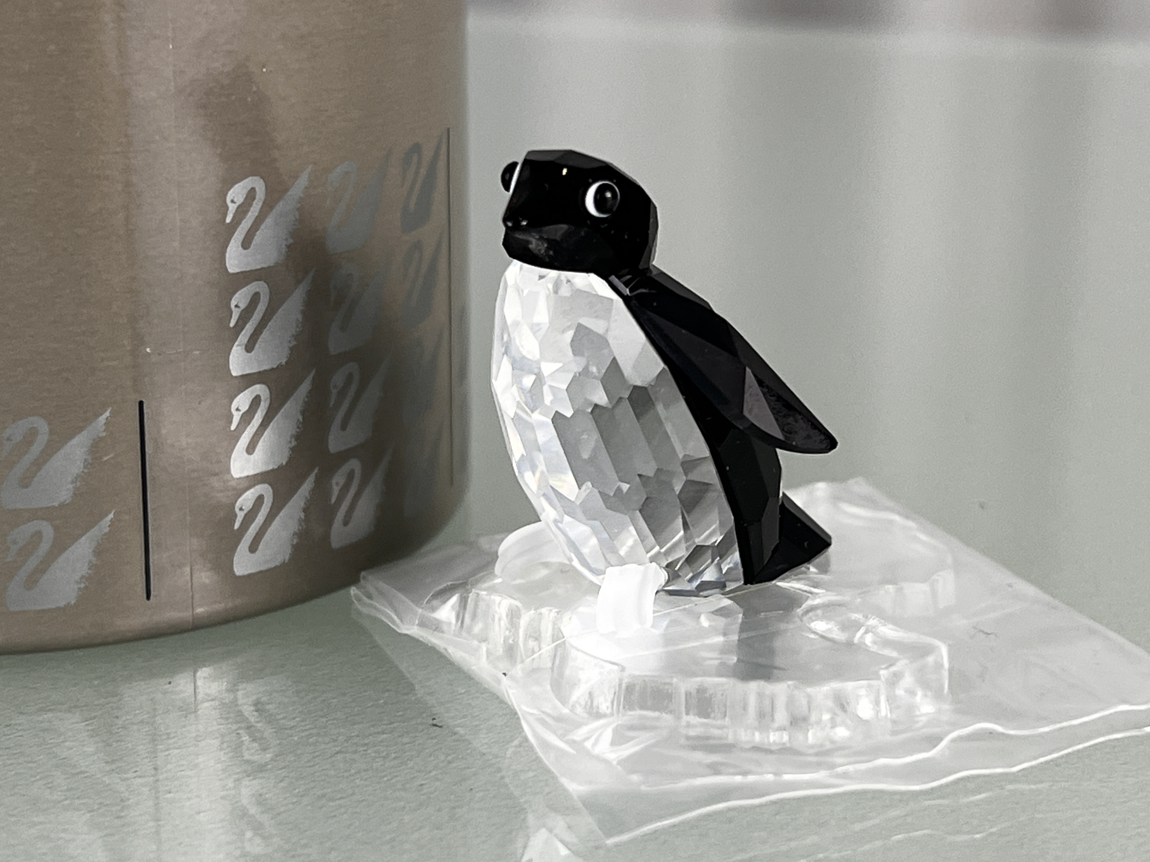 Swarovski Figur 191448 Schwarzer Pinguin auf Eisscholle 4 cm. Ovp & Zertifikat