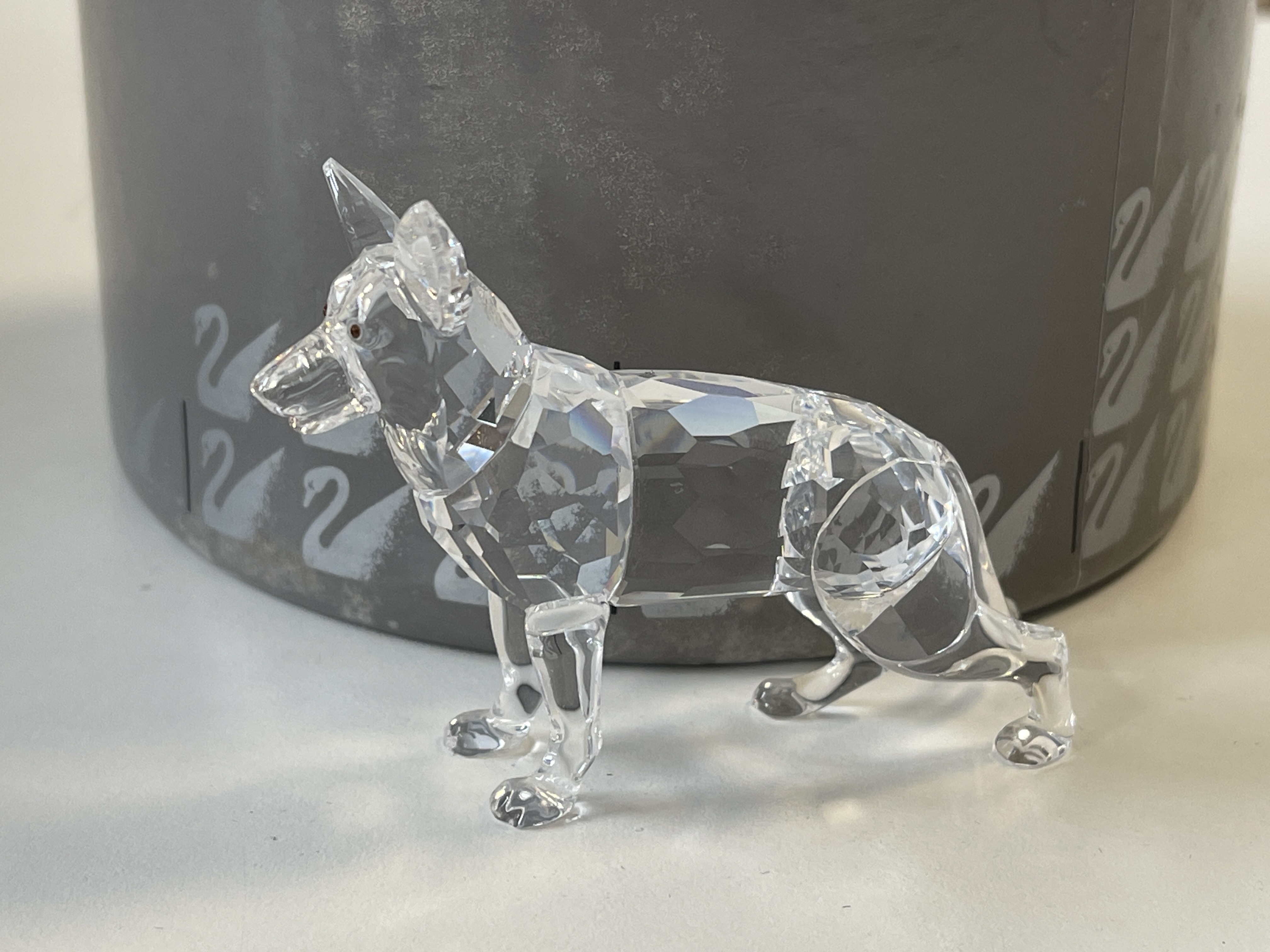 Swarovski Figur 235484 Schäferhund 8 cm. Mit Ovp & Zertifikat - Top Zustand    