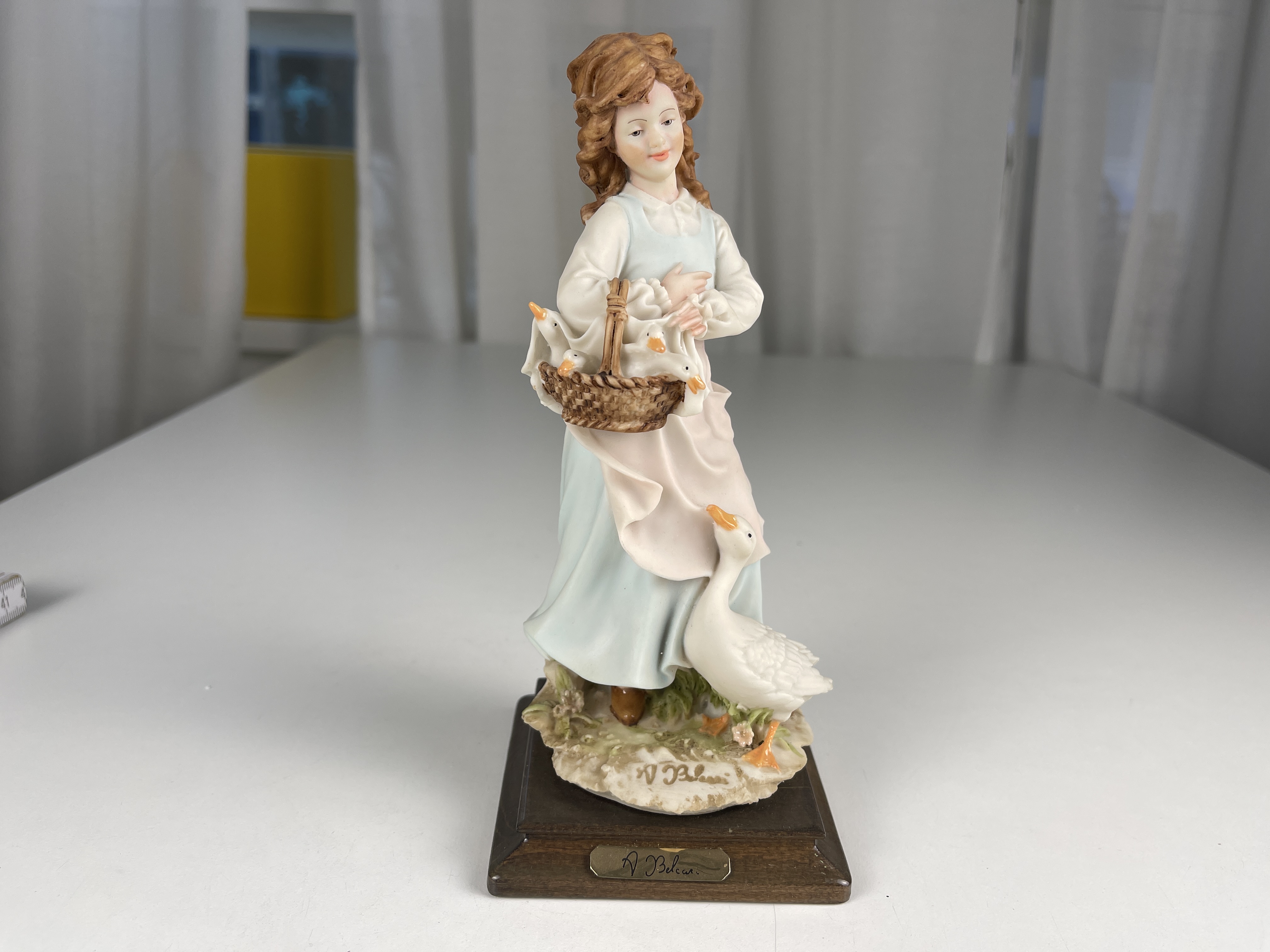 A. Belcari Porzellan Figur 21 cm - Top Zustand 