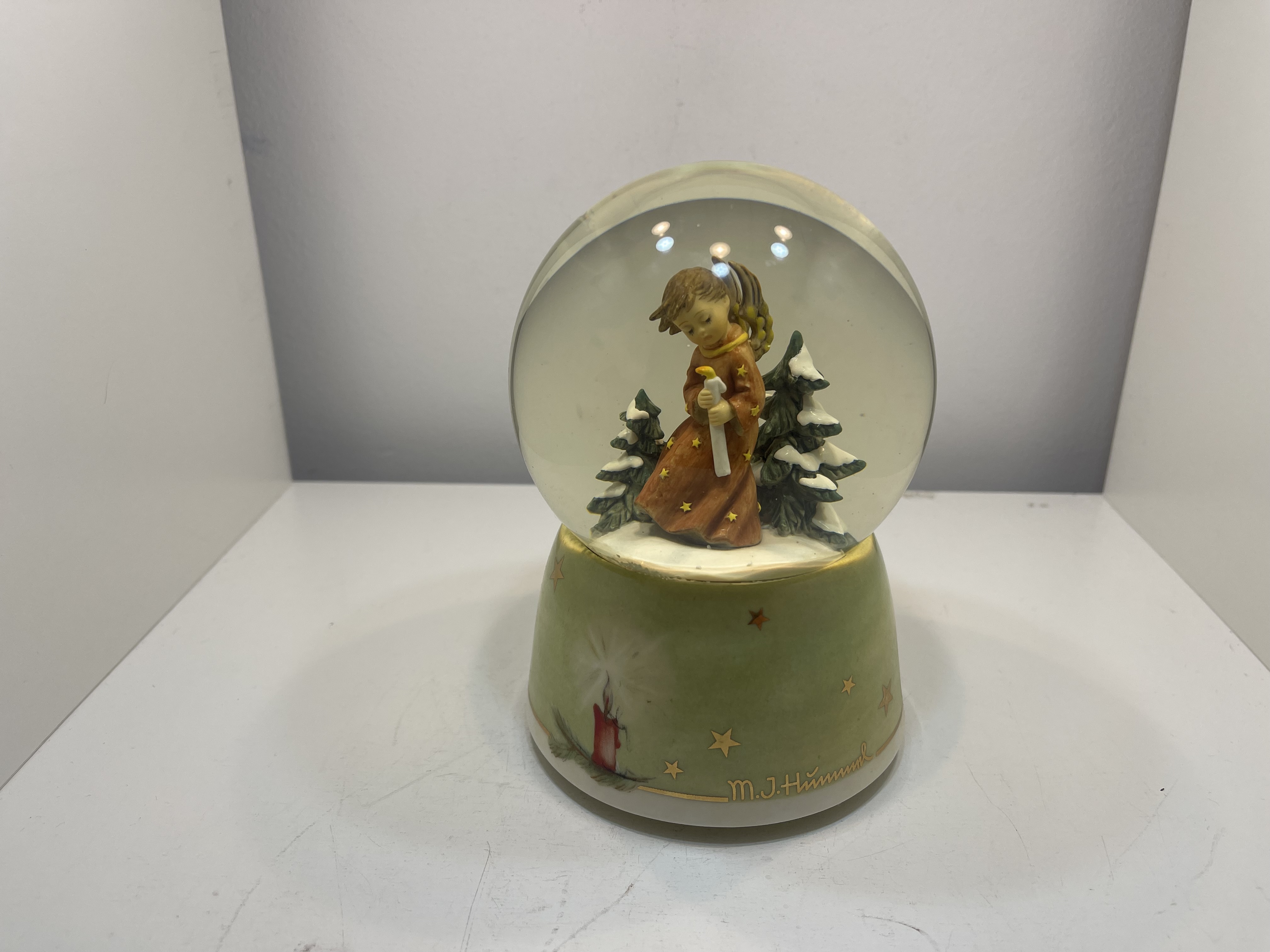 Hummel Figur Schneekugel & Spieluhr 15 cm. 1 Wahl. Guter Zustand 