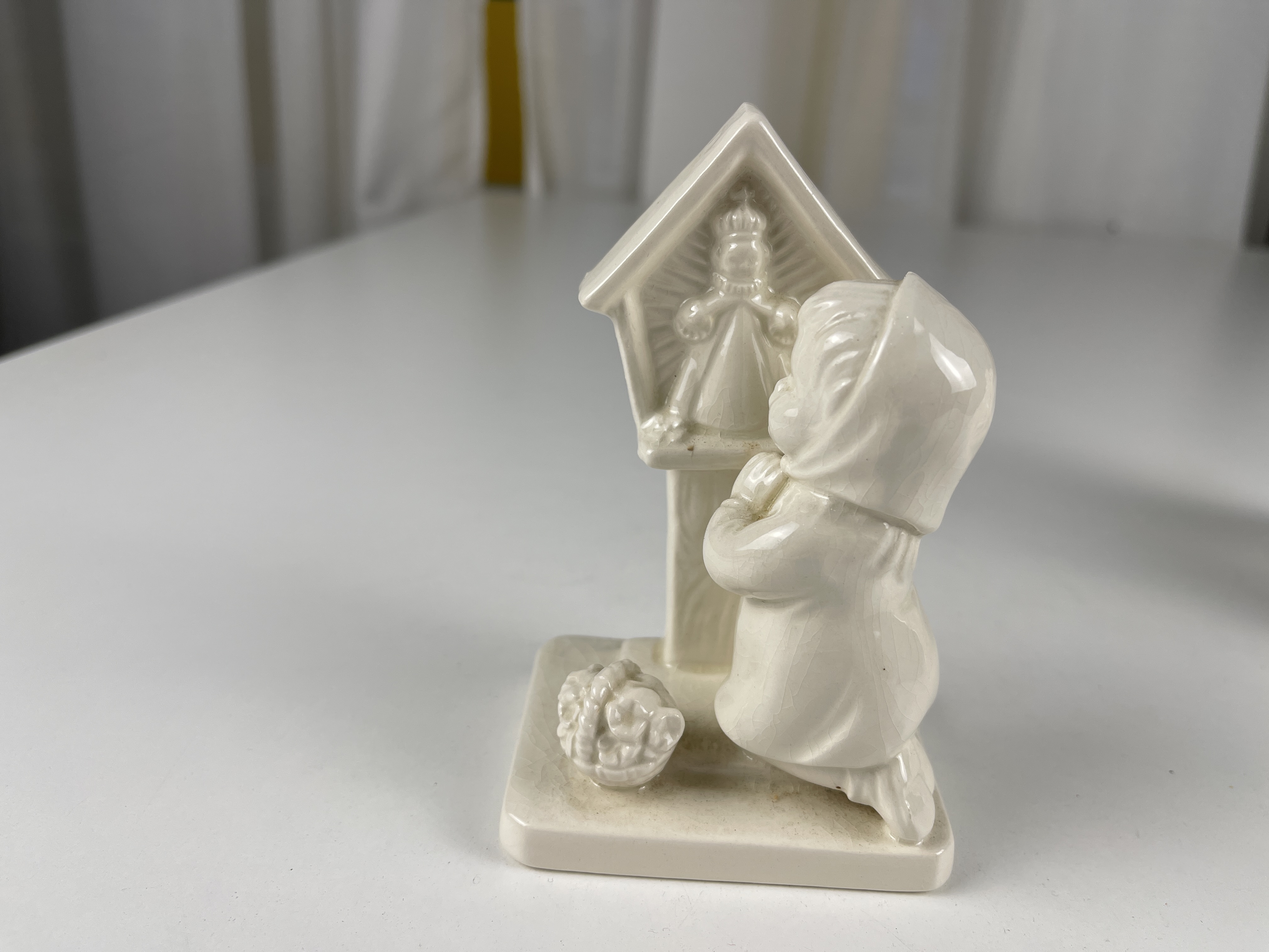 Goebel Figur Byj 59 Mädchen Betend 12 cm. - Top Zustand.  