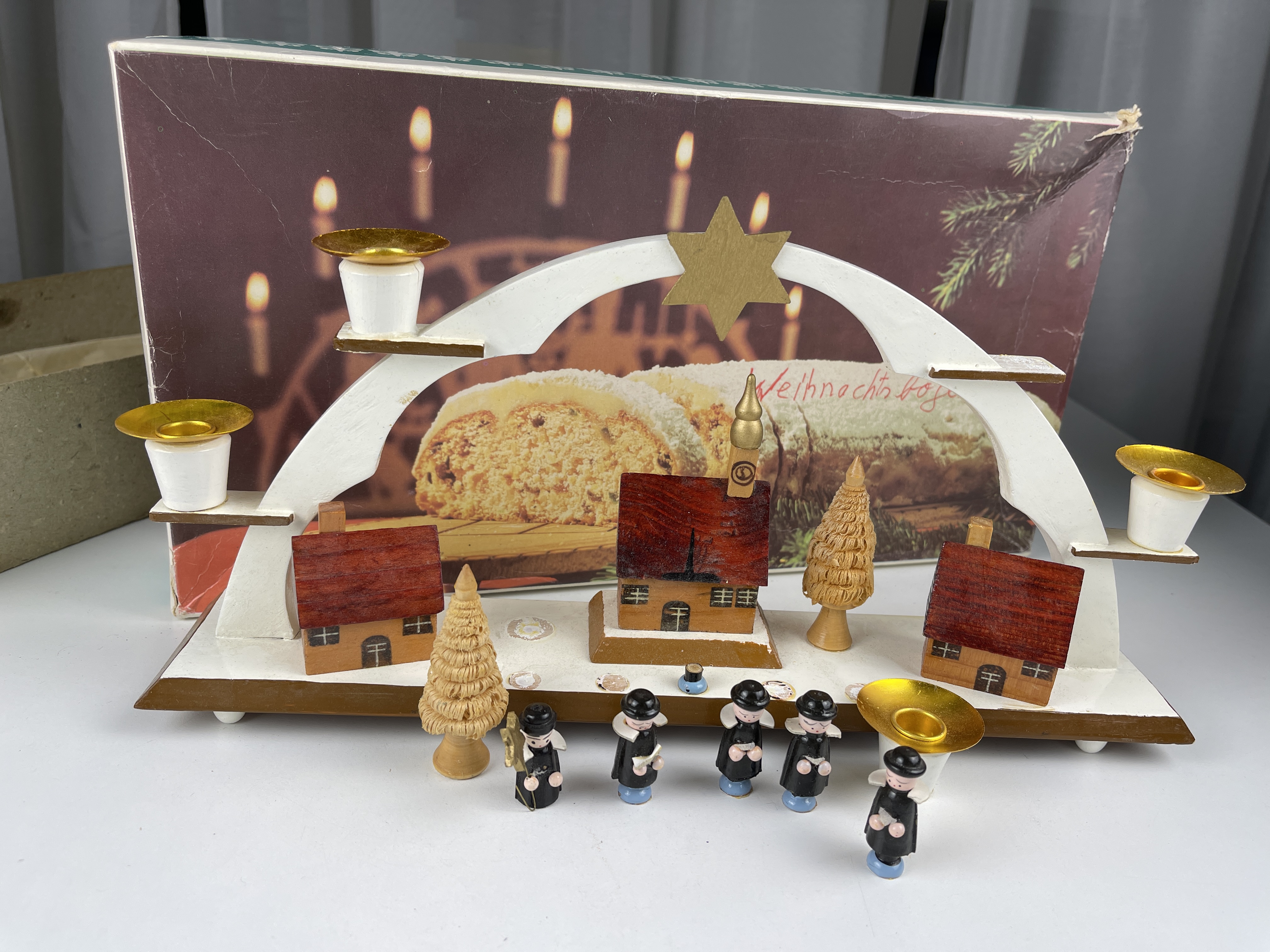 Erzgebirge Schwibbogen  33 x 15 cm Defekt