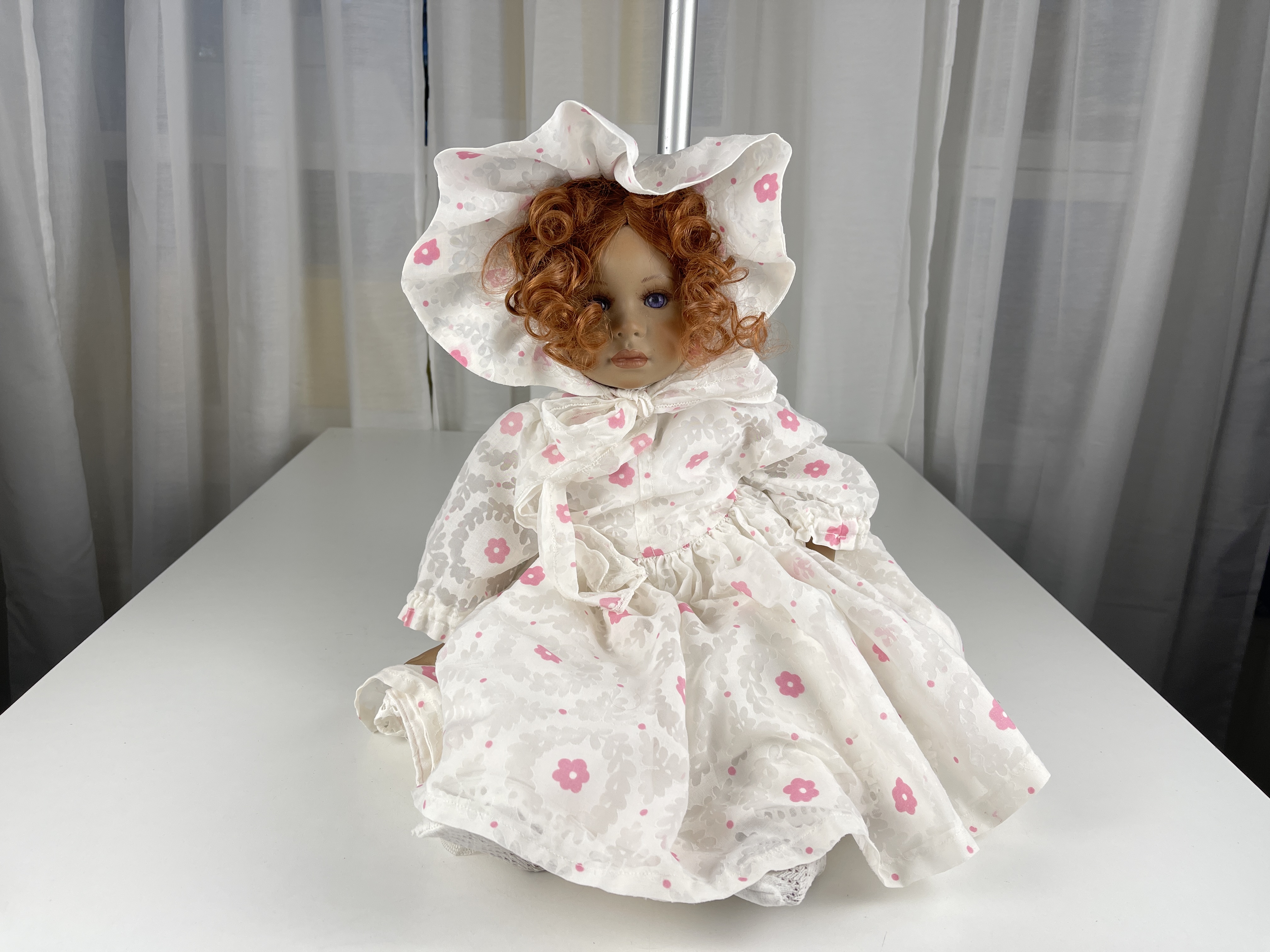 Künstlerpuppe Porzellan Puppe 45 cm. Top Zustand  