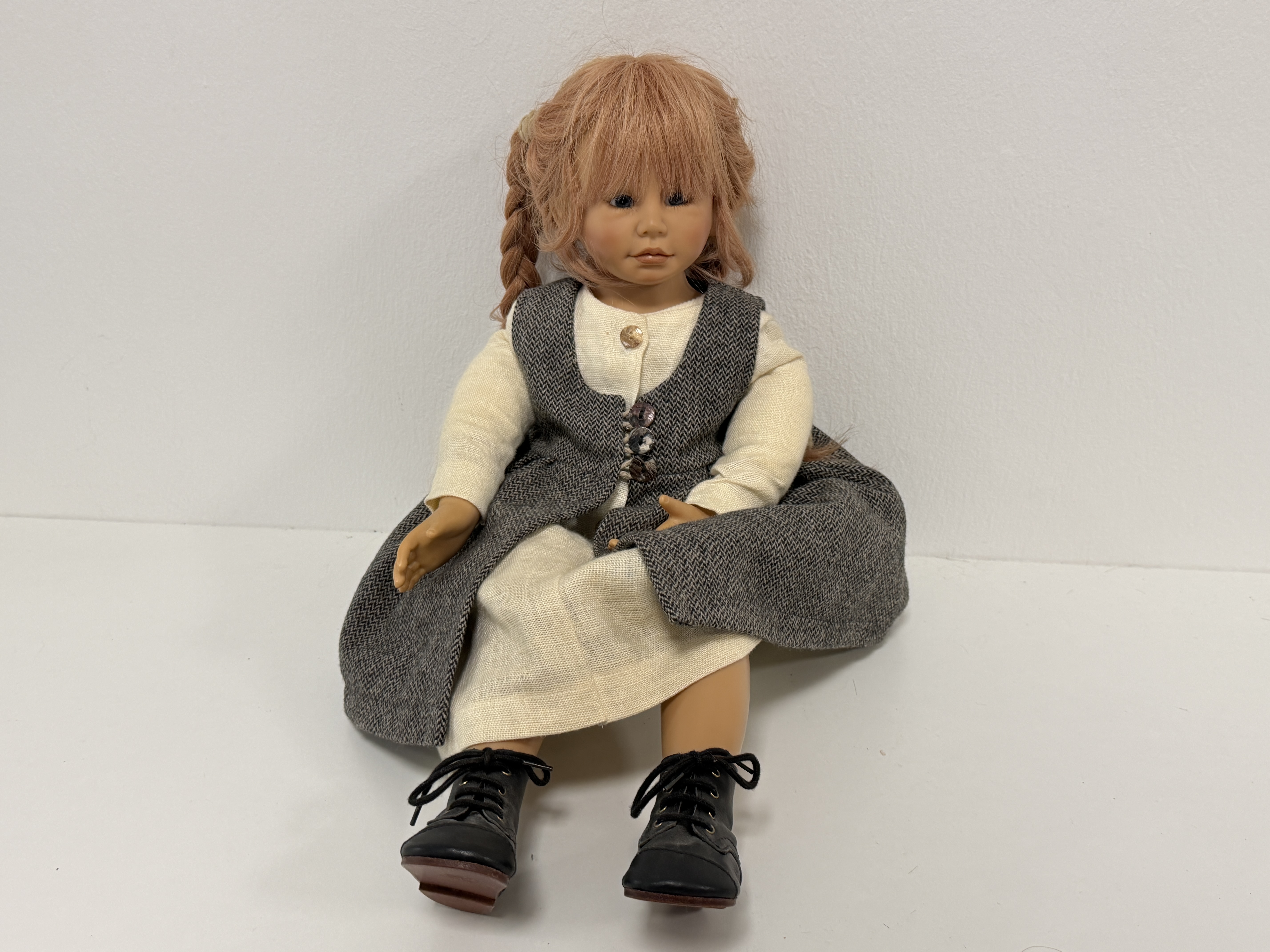 Bettina Feigenspan Hirsch Künstlerpuppe Vinyl Puppe 55 cm. Top Zustand 