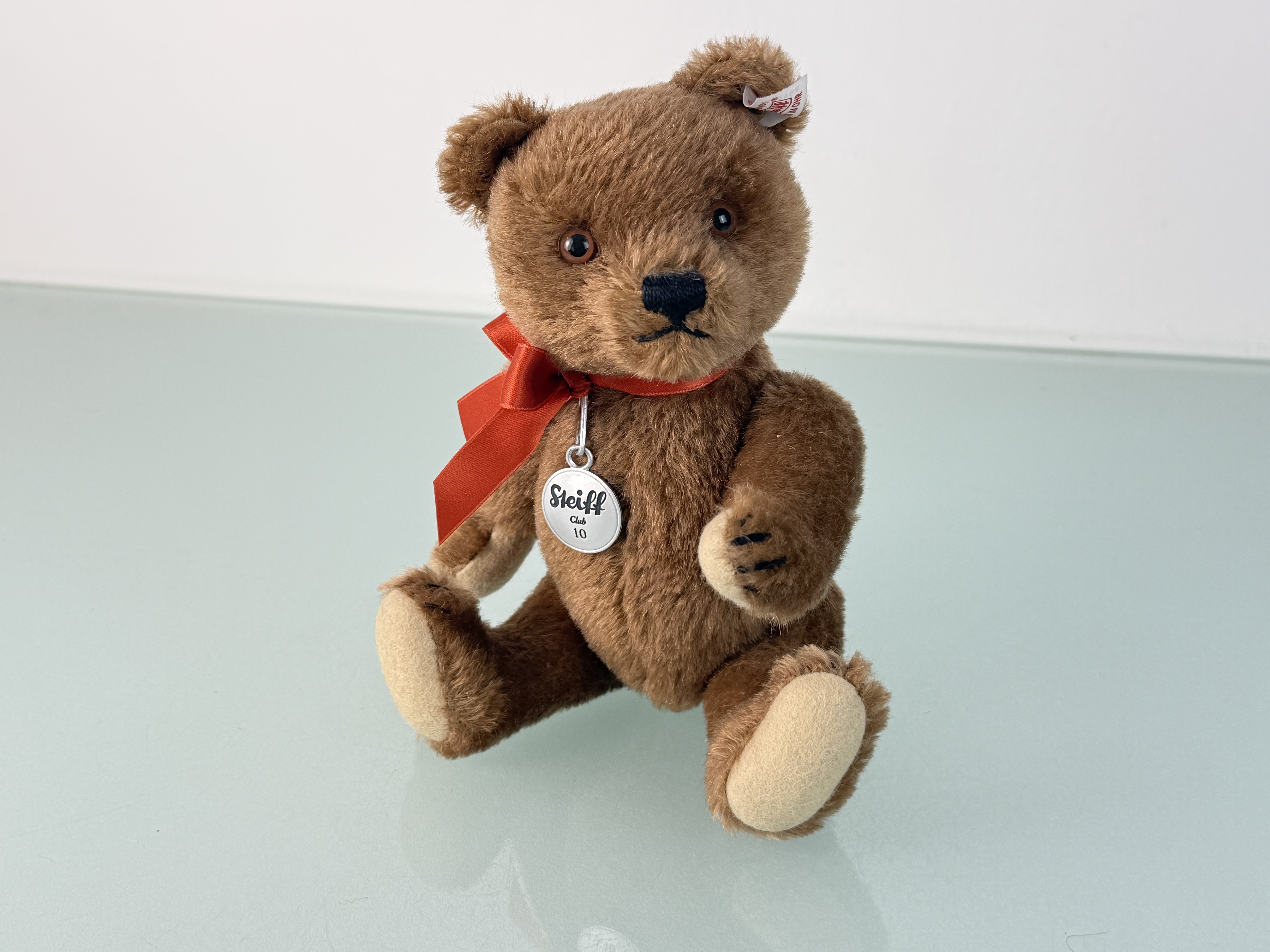 Steiff Tier 421198 Club 10 Jahre Bär 25 cm. Top Zustand   