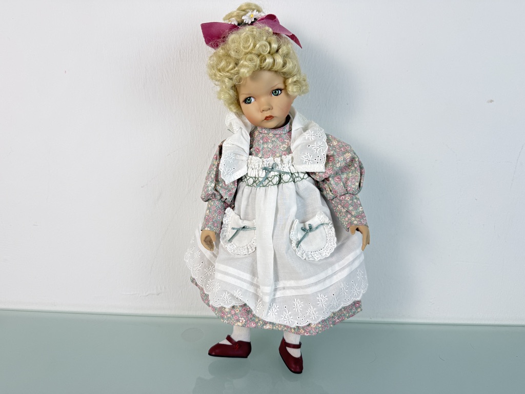 Dianna Effner Künstlerpuppe Porzellan Puppe 37 cm. Top Zustand  