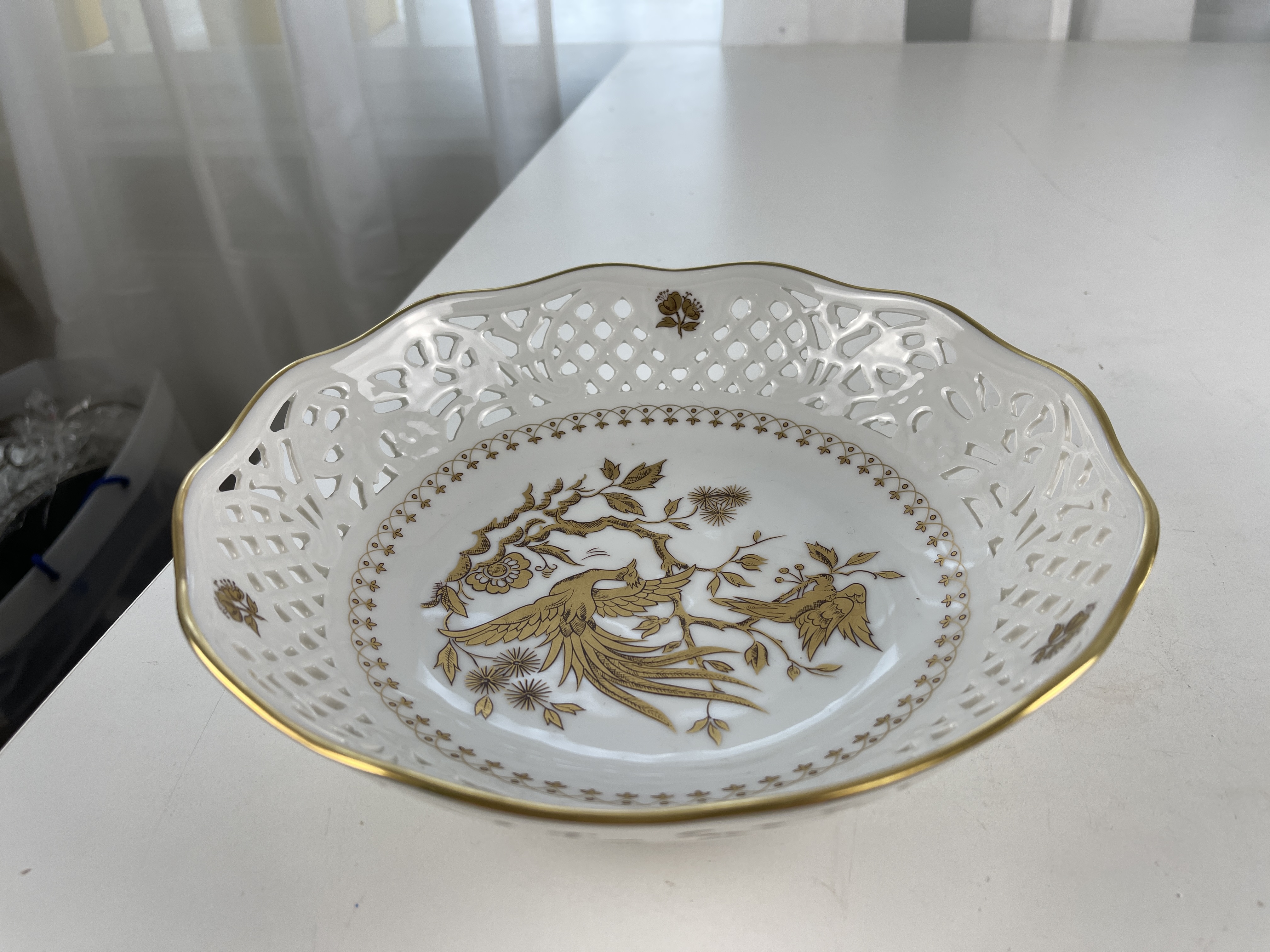 Sammler Porzellan Teller 15 x 6,5  cm. Guter Zustand
