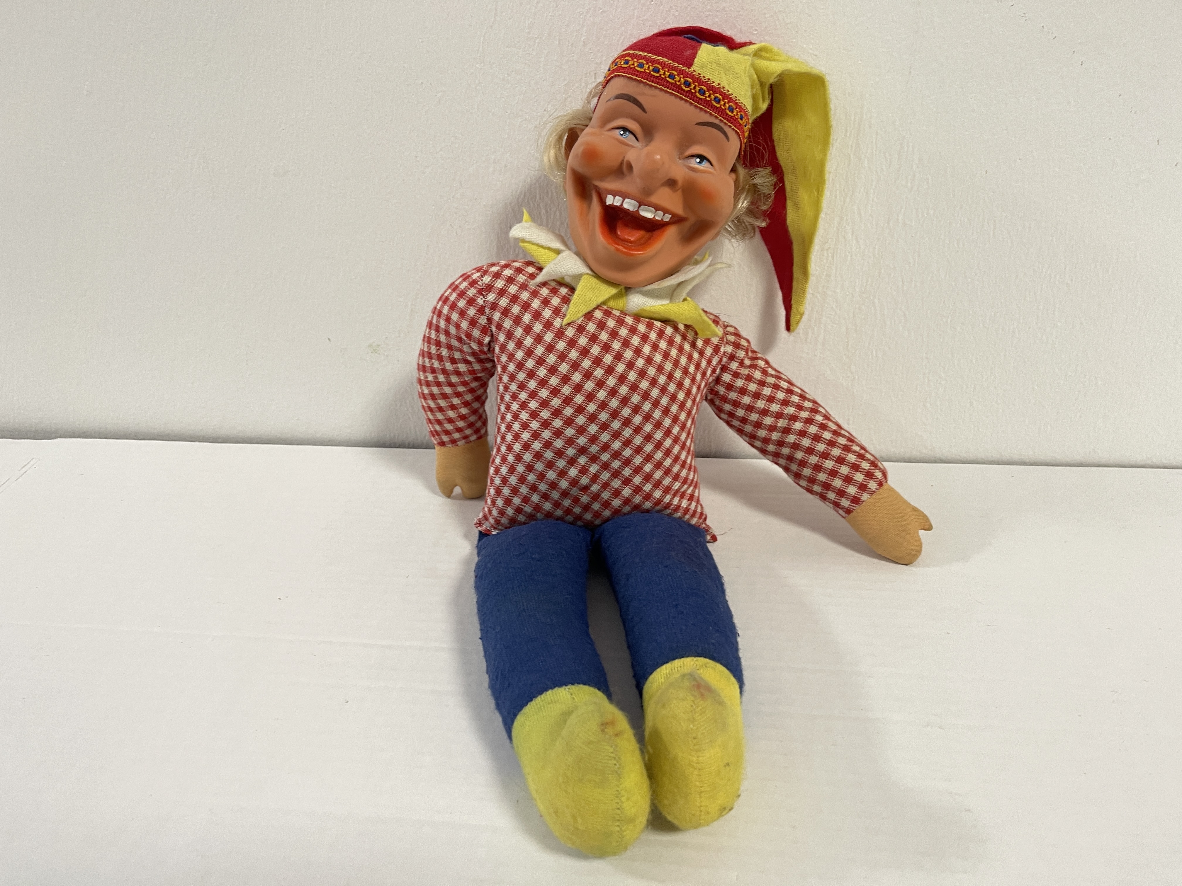 Künstler Vinyl Künstlerpuppe Puppe 42 cm. Zustand siehe Fotos   