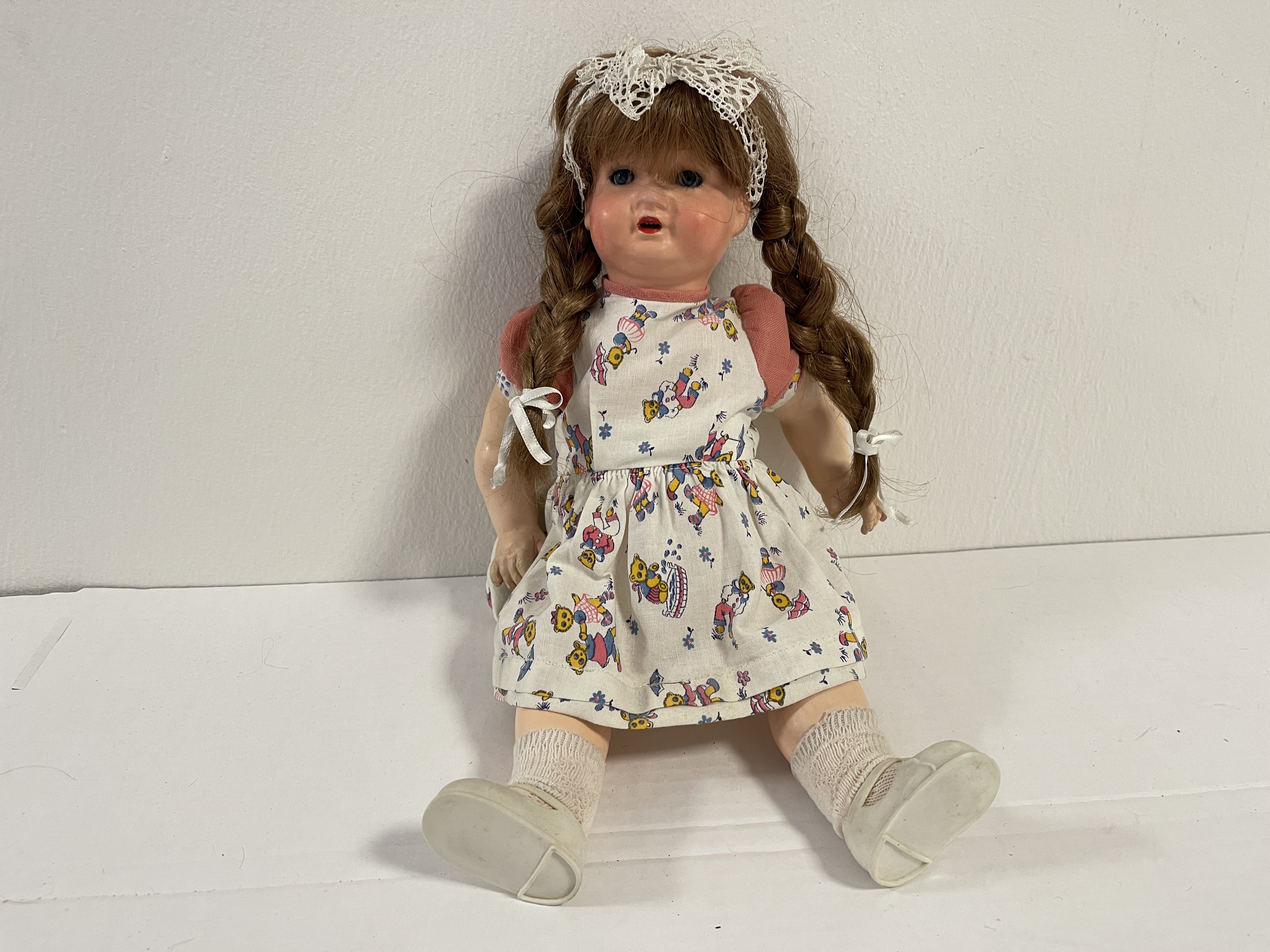 Künstlerpuppe Alte Puppe 36 cm Zustand Siehe Fotos  
