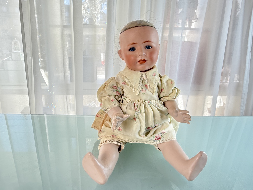 Künstlerpuppe Alte Puppe Simon Halbig 44 cm. Zustand siehe Fotos  