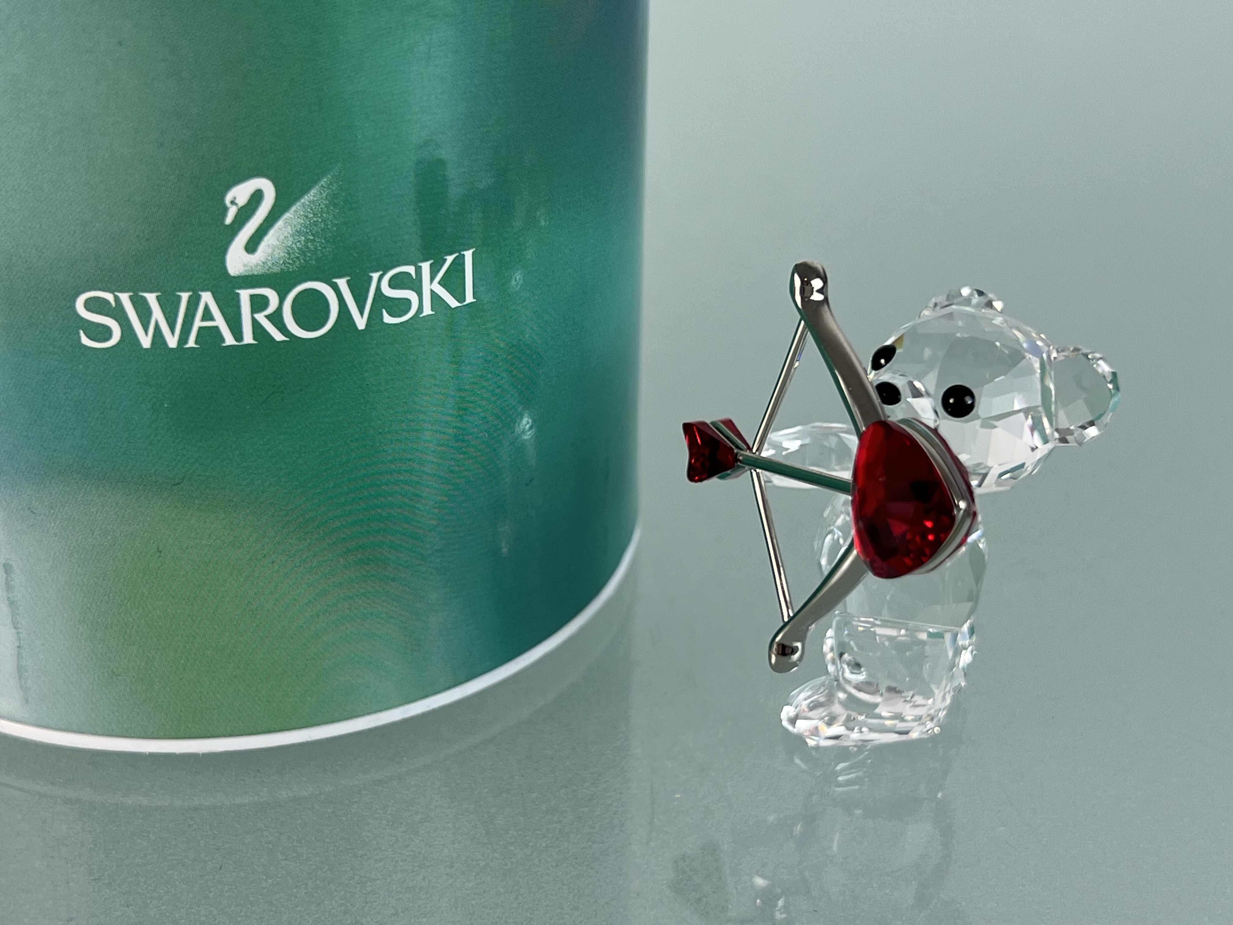 Swarovski Figur 5136438 Kris Bär Amor mit Liebespfeil Cupid 4,4 cm. OVP + Zertifikat. Top Zustand 