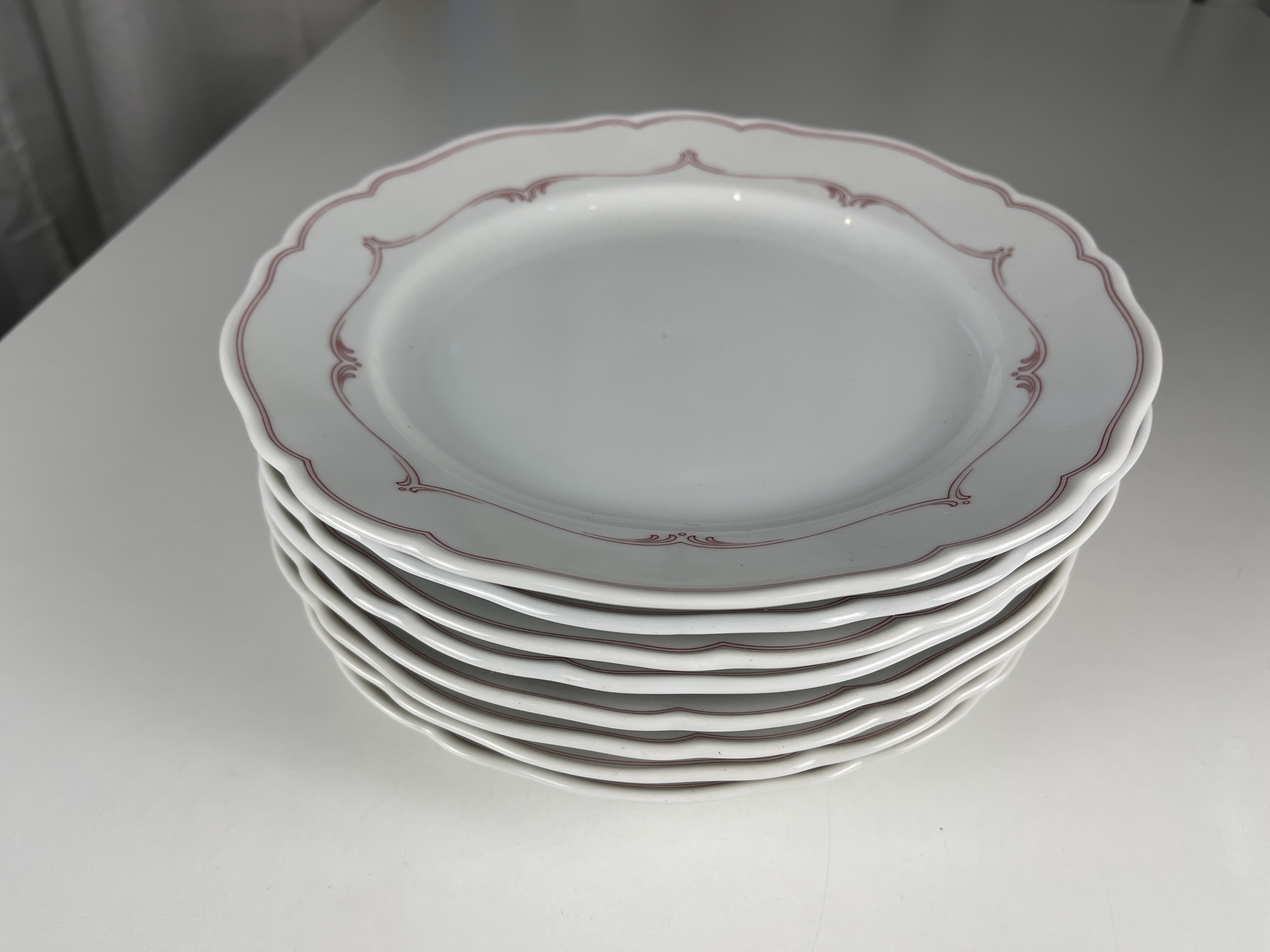  Hutschenreuther Teller 8 Stück je 25 cm. Top Zustand.  