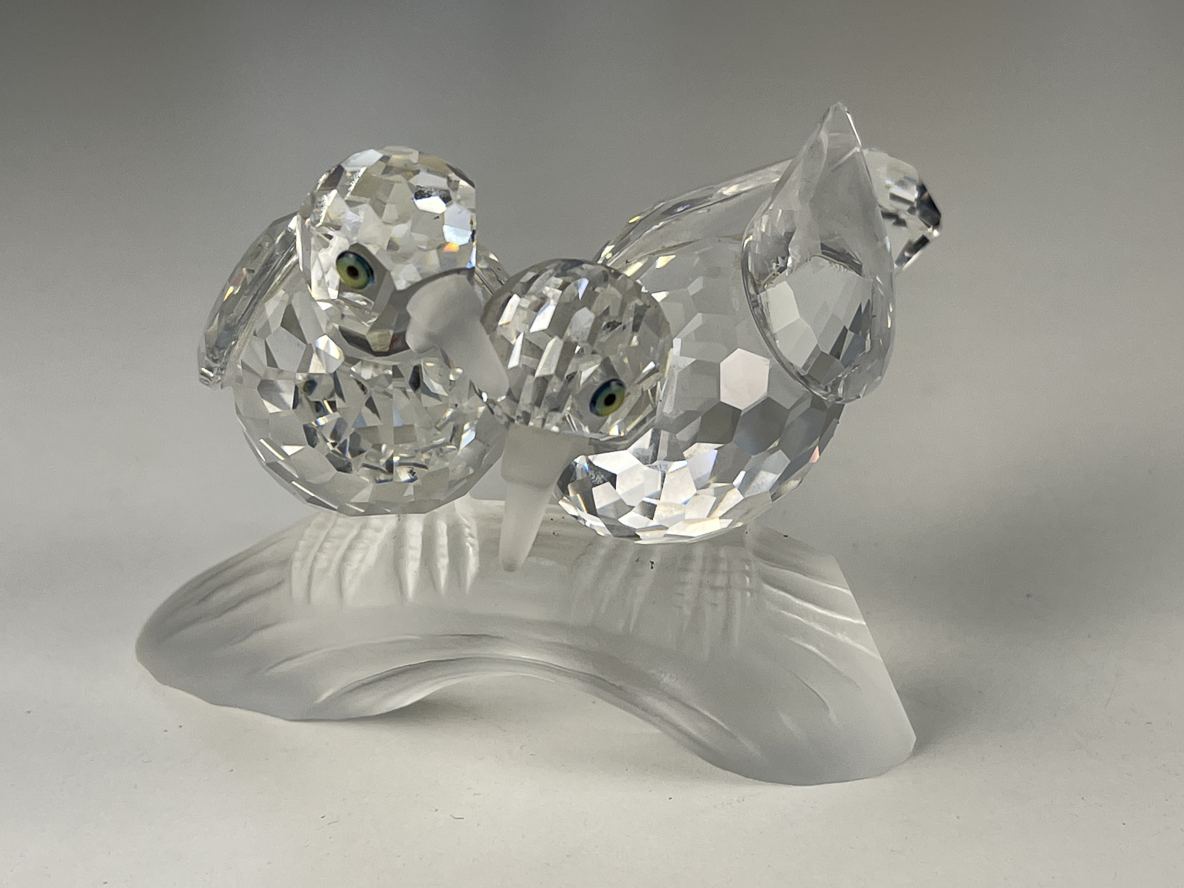 Swarovski Figur 117895 Tauben Turteltauben 9 cm. Leichter Defekt 