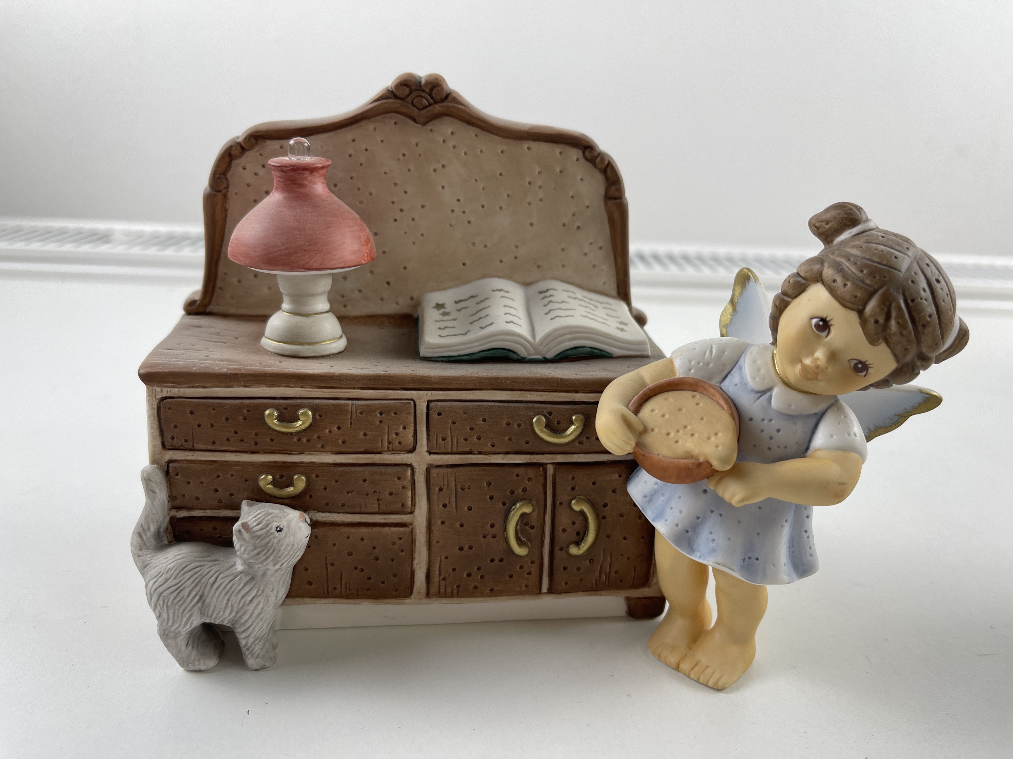 Goebel Figur Nina und Marco Engel Porzellan 12 x 17 cm. Top Zustand   