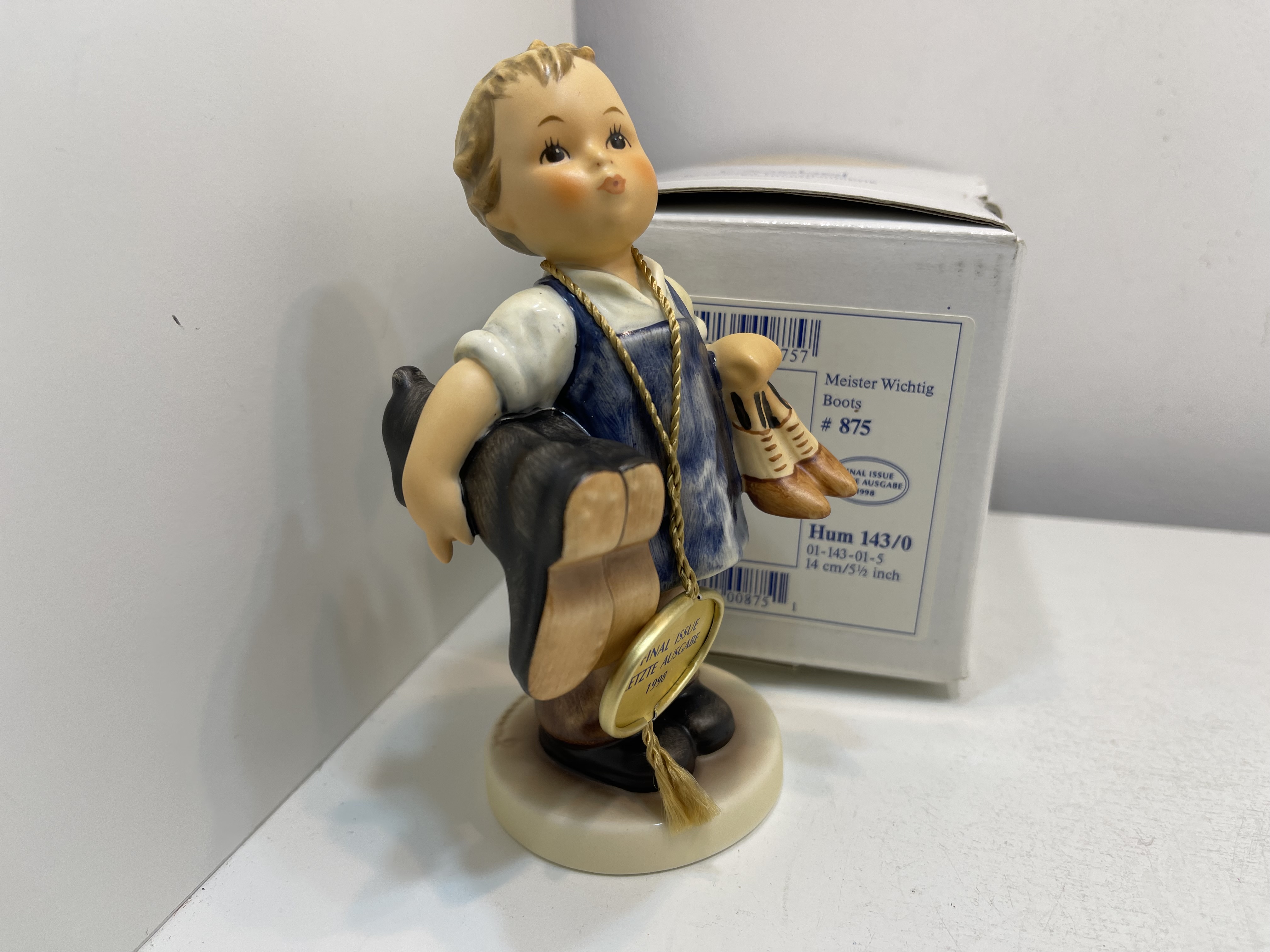 Hummel Figur 143/0 Meister Wichtig 14,5 cm. ovp 1 Wahl. Top Zustand     Hummel Figur 143/0 Meister Wichtig 14,5 cm. ovp 1 Wahl. Top Zustand