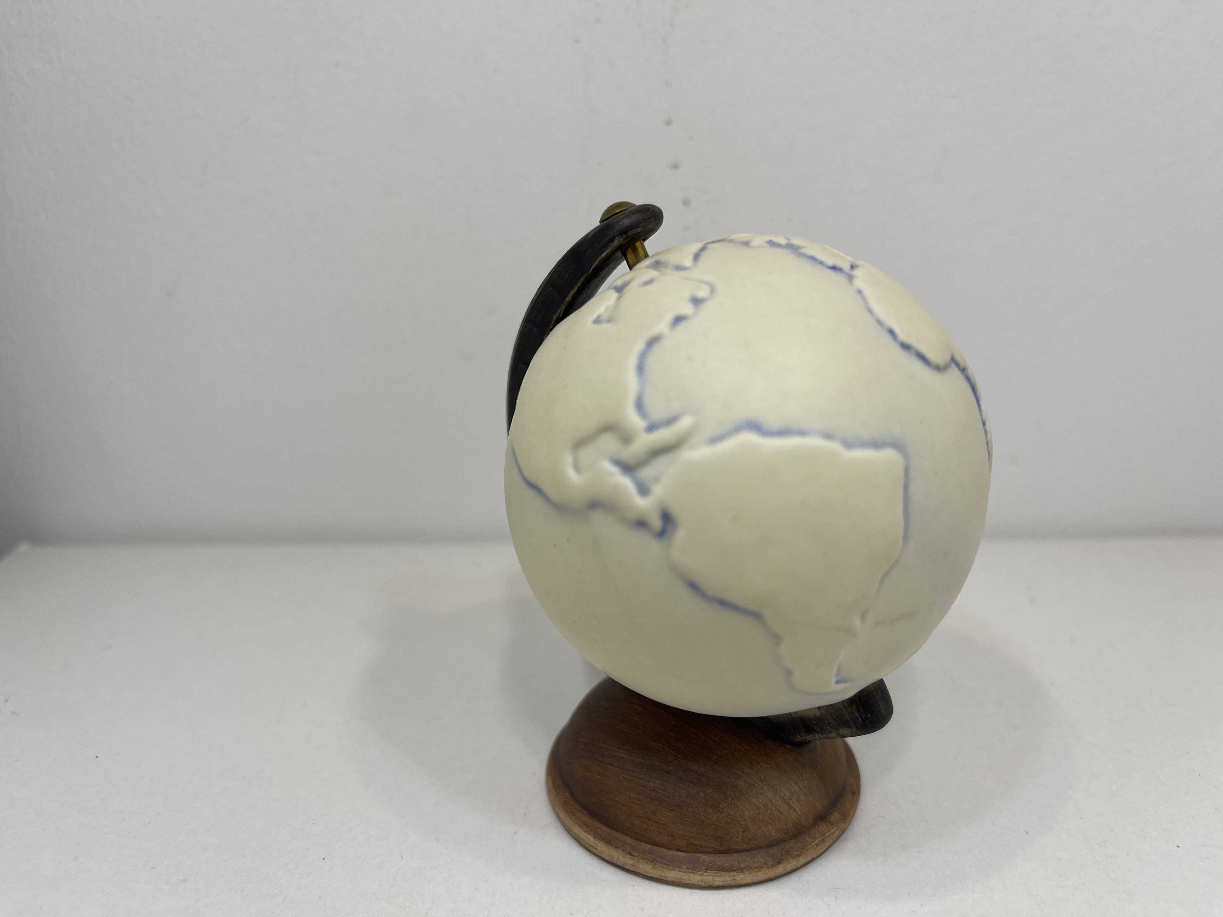 Goebel Figur 57161 Weltkugel 8 cm. Top Zustand   