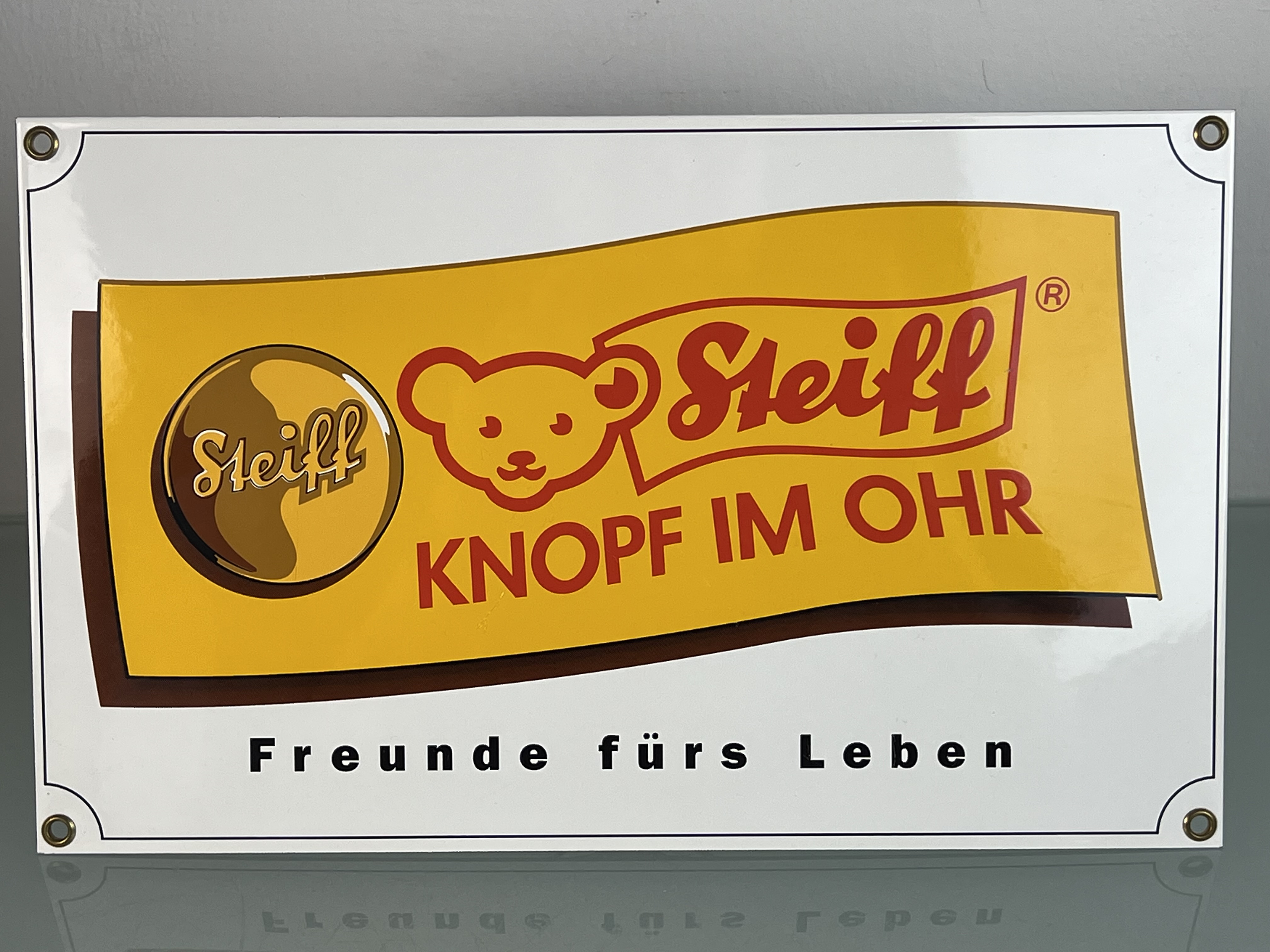 Steiff Emaille Schild "Freude fürs Leben" 30,5 cm Lang / 18,8 cm Hoch. Top Zustand siehe Fotos