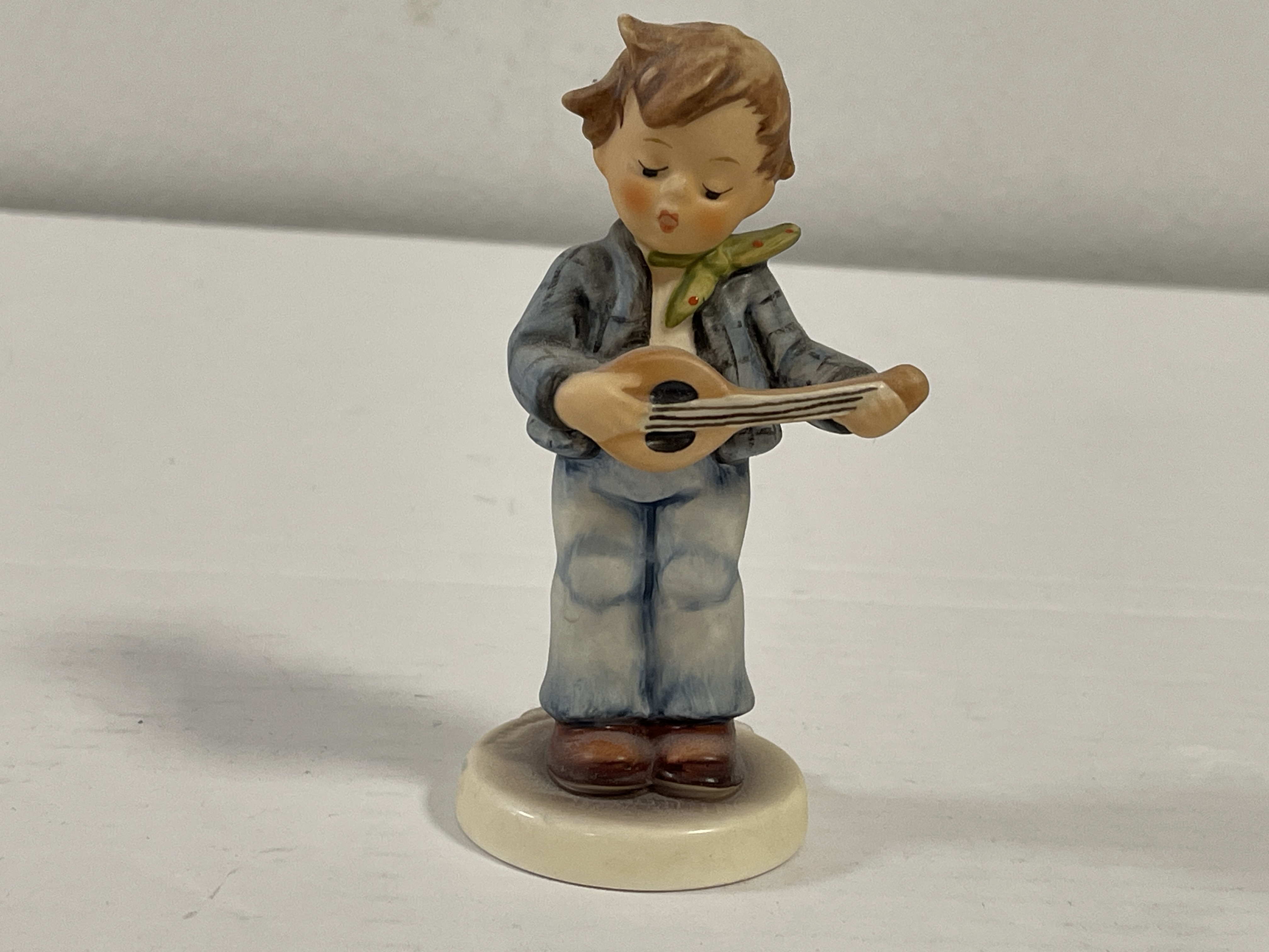  Hummel Figur 558 Der kleine Troubadour 10,5 cm. 2 Wahl Top Zustand  