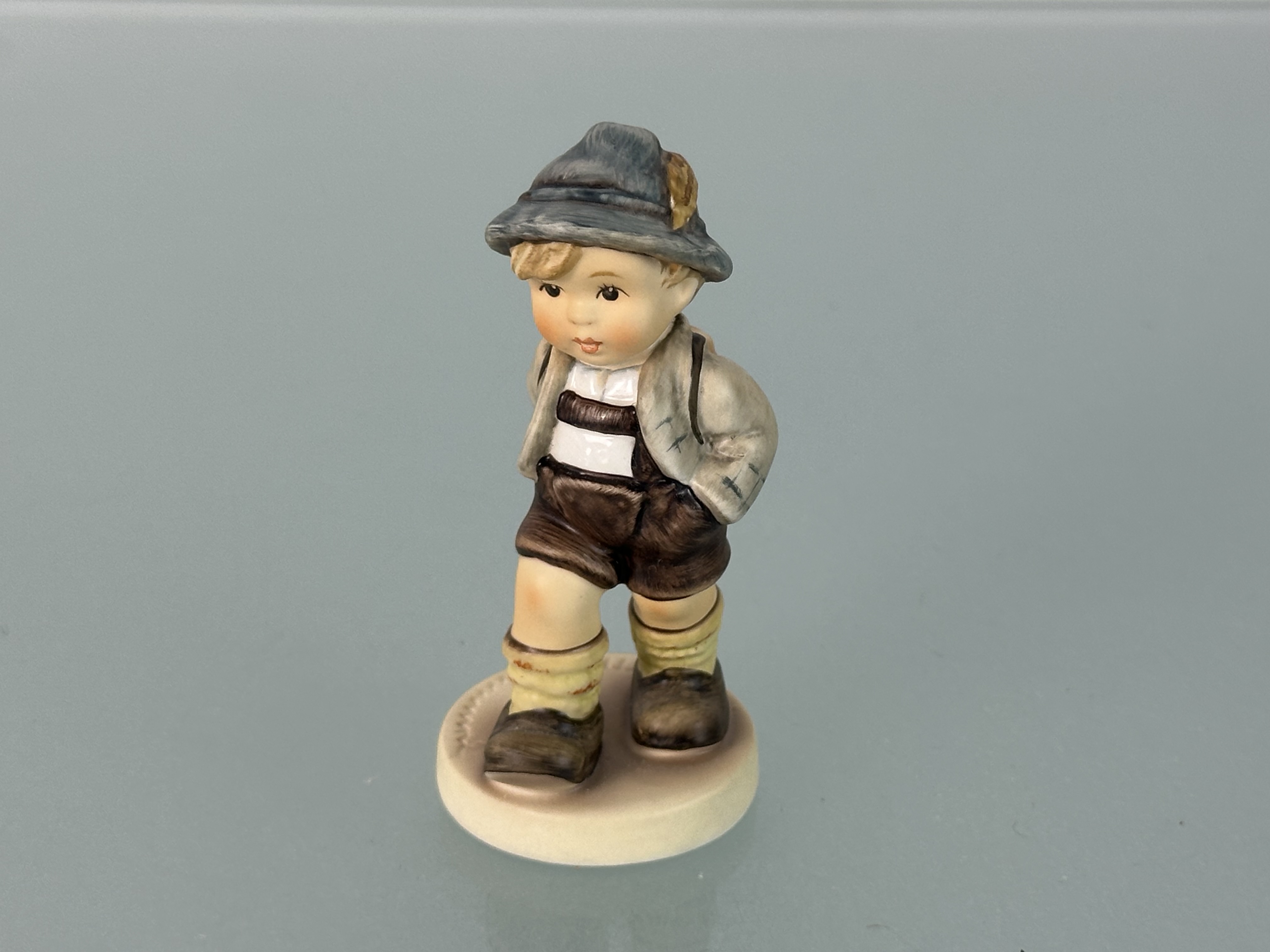  Hummel Figur 906 Auf Schritt und Tritt 8,5 cm. 1 Wahl - Top Zustand 