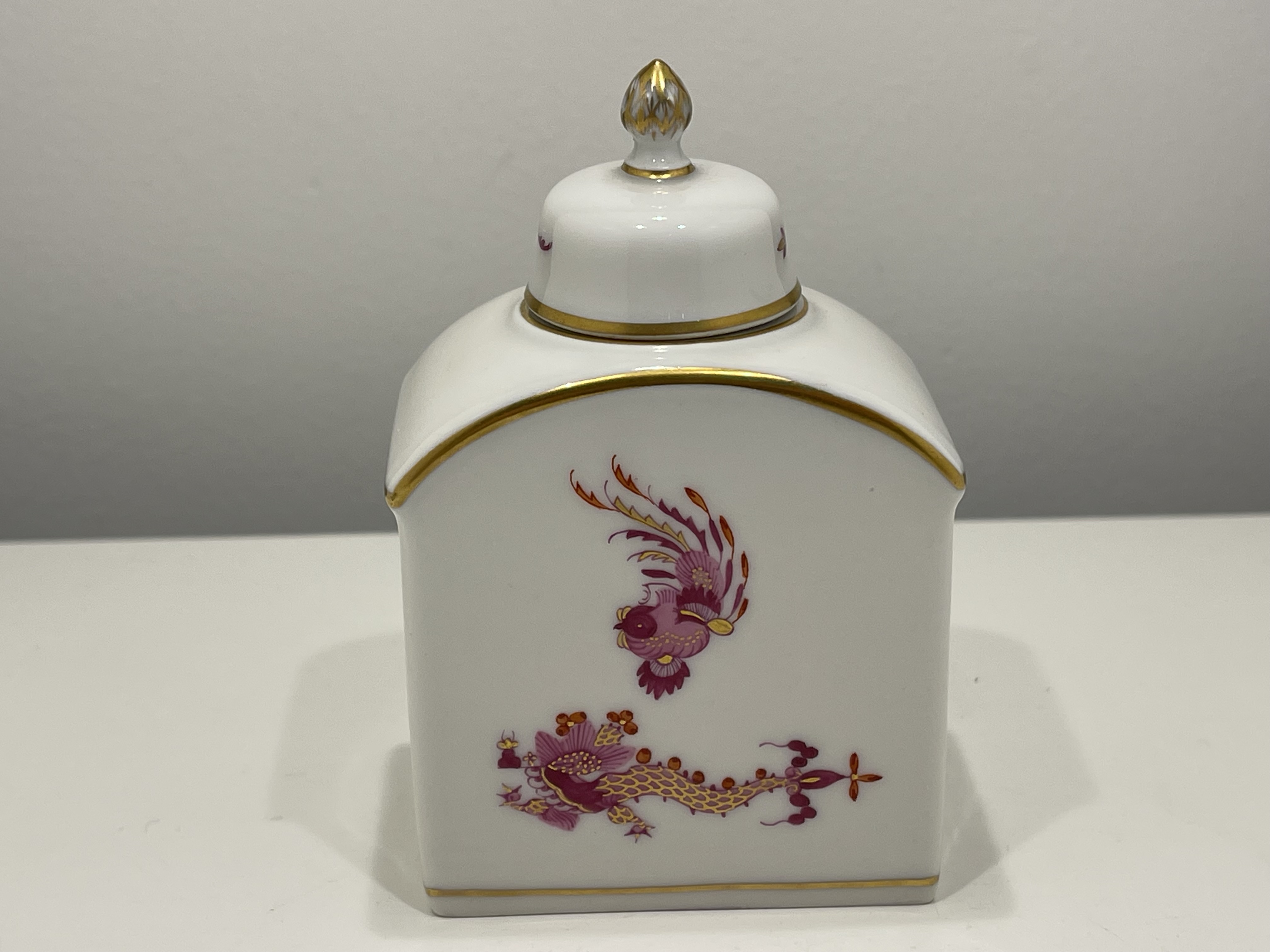 Meissen Sammler Dose 10 cm - 1 Wahl - Top Zustand  Meissen Sammler Dose 10 cm - 1 Wahl - Top Zustand