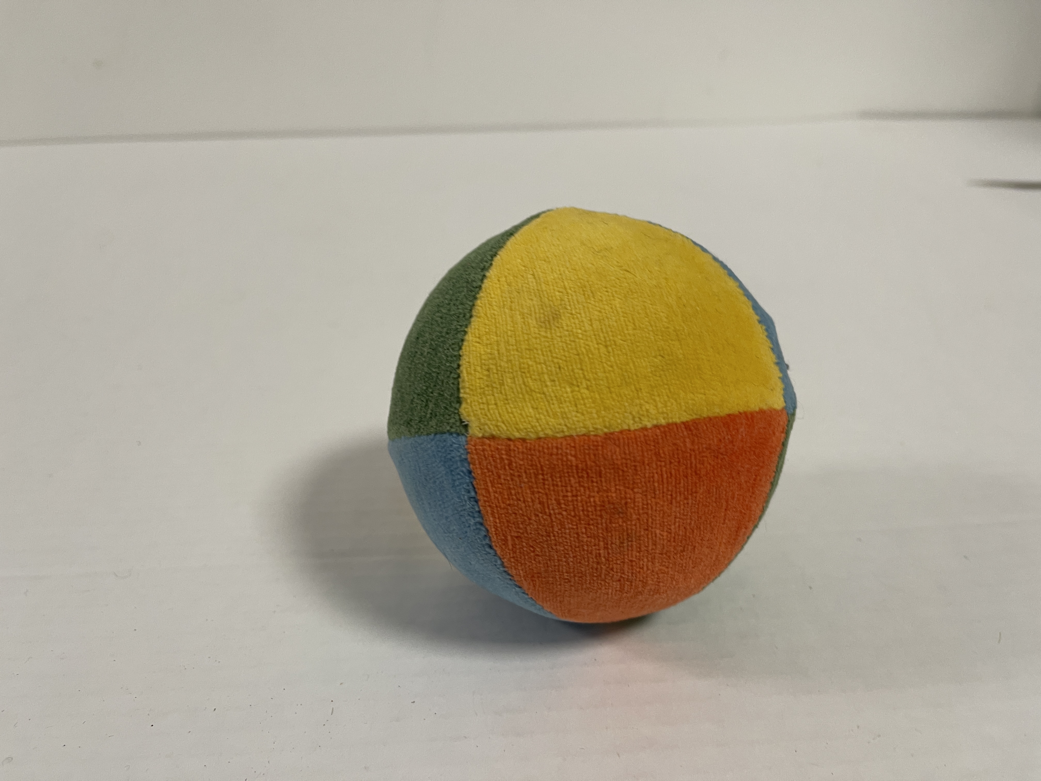 Künstler Stofftier Ball 10 cm. Zustand siehe Fotos  