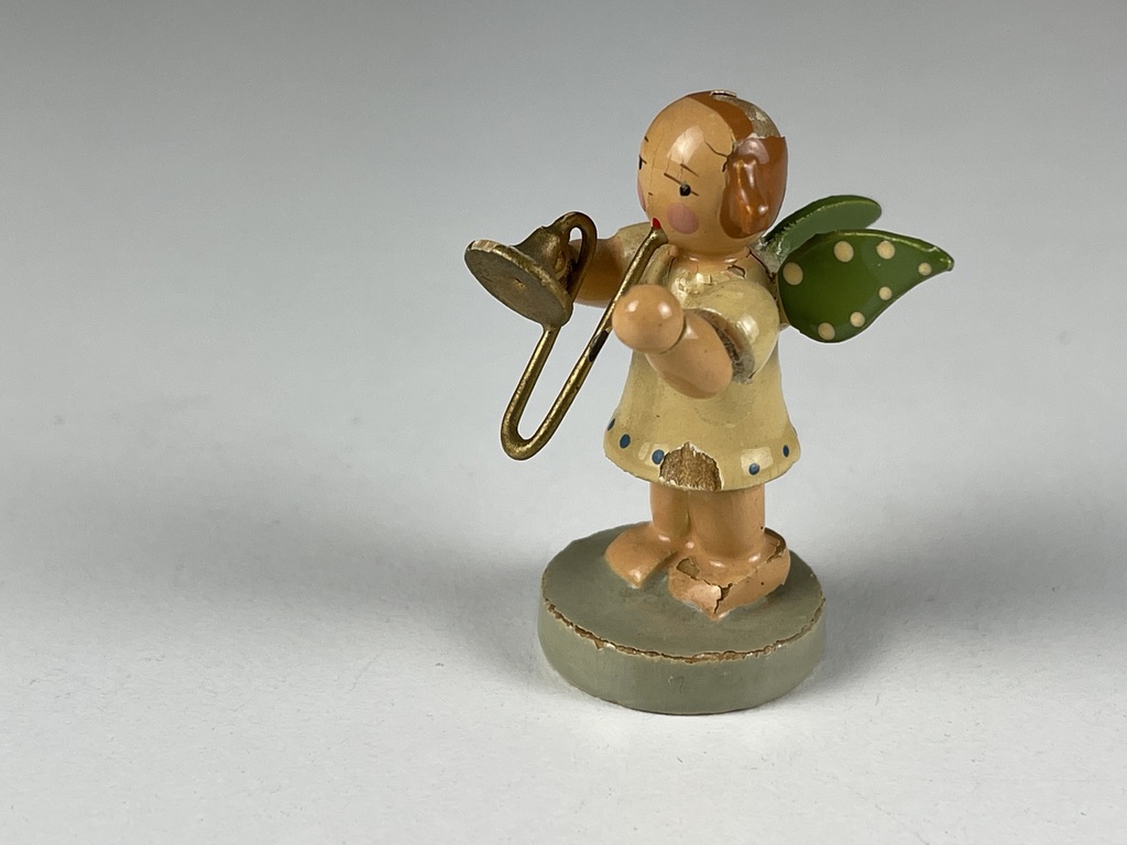 Erzgebirge Figur Engel 4,5 cm. Zustand  siehe Fotos  