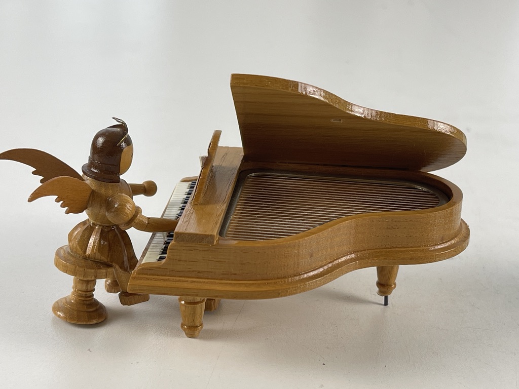 Erzgebirge Blank Figur Klavier 7 x 9 x cm.  Guter Zustand 