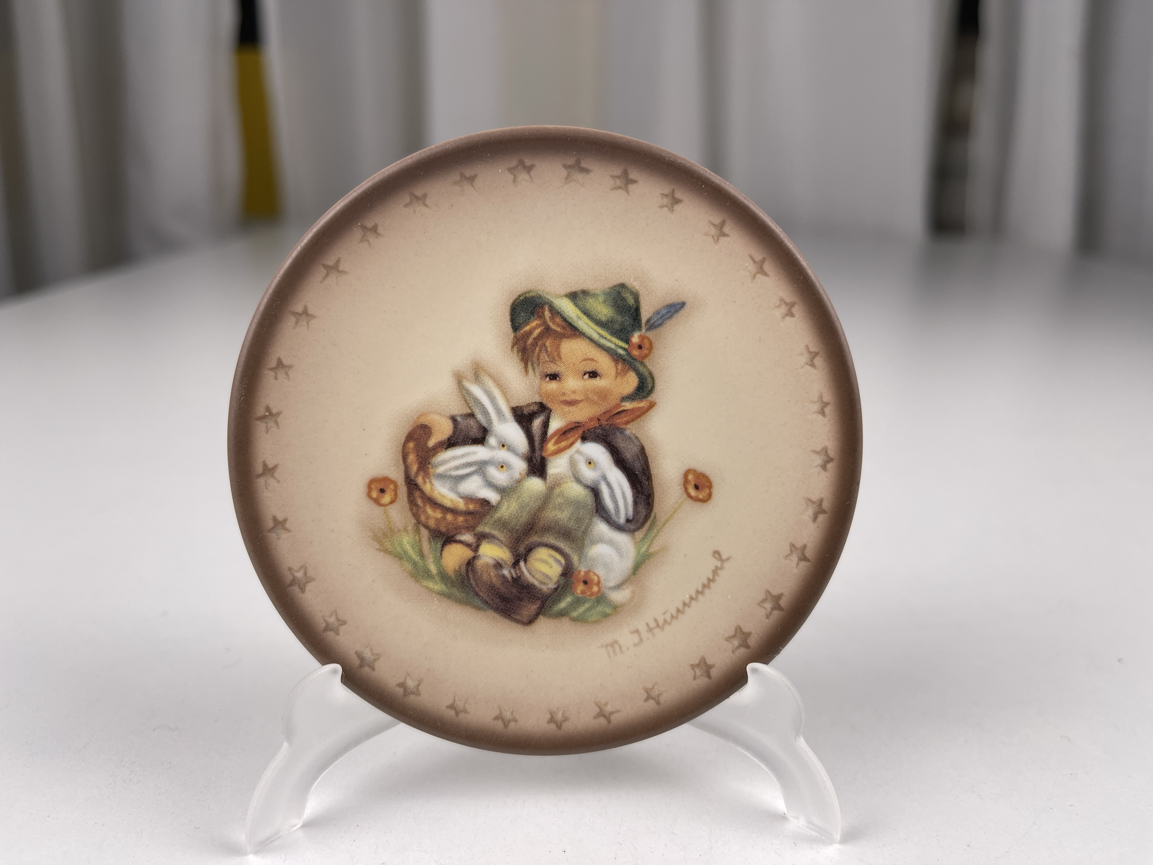  M.I. Hummel Teller  Ø 8,5 cm. 1 Wahl. Top Zustand.    