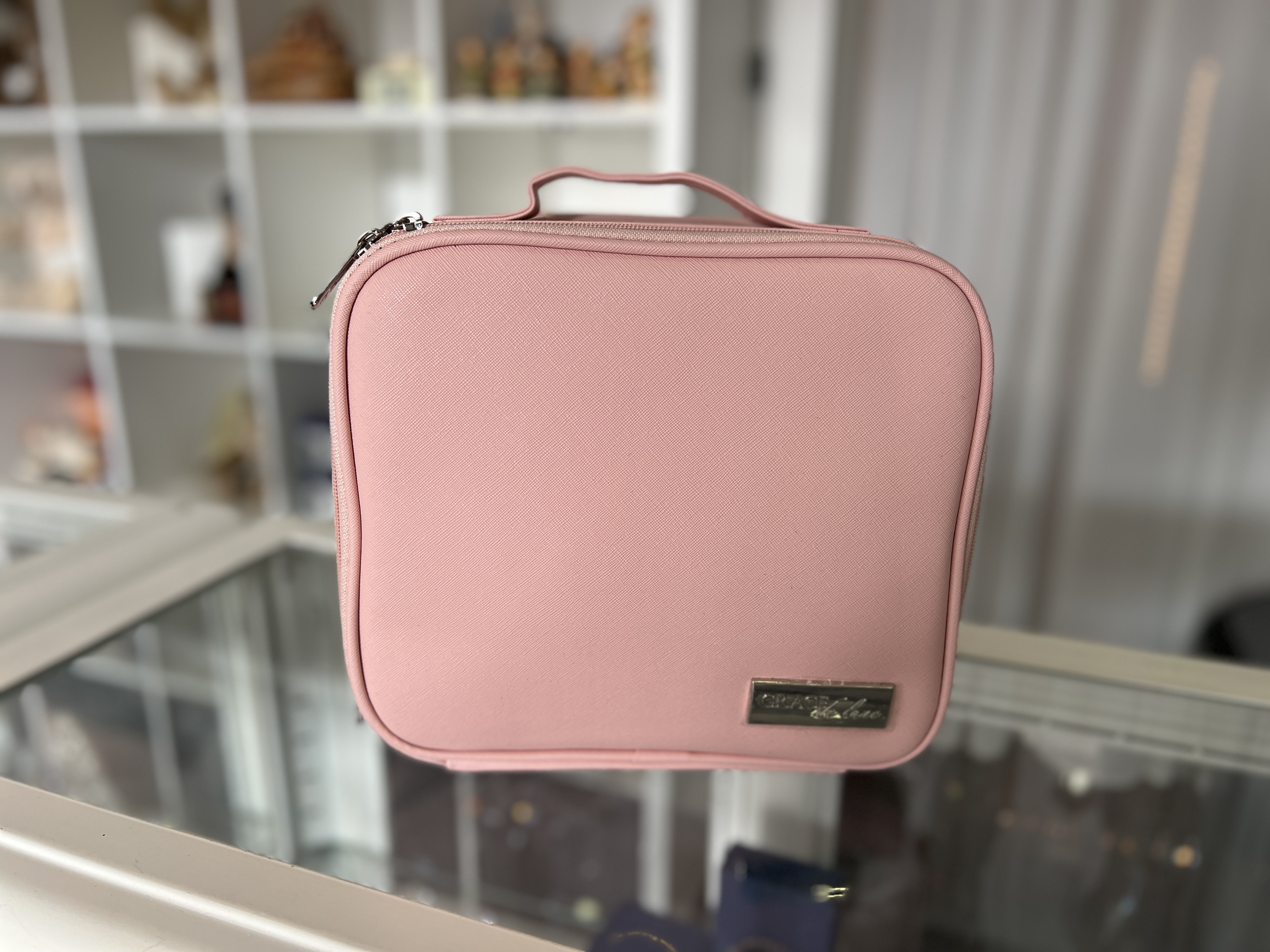 Kosmetiktasche Kulturtasche Kosmetikkoffer mit Umhängegurt und viel Platz. Farbe Rosa