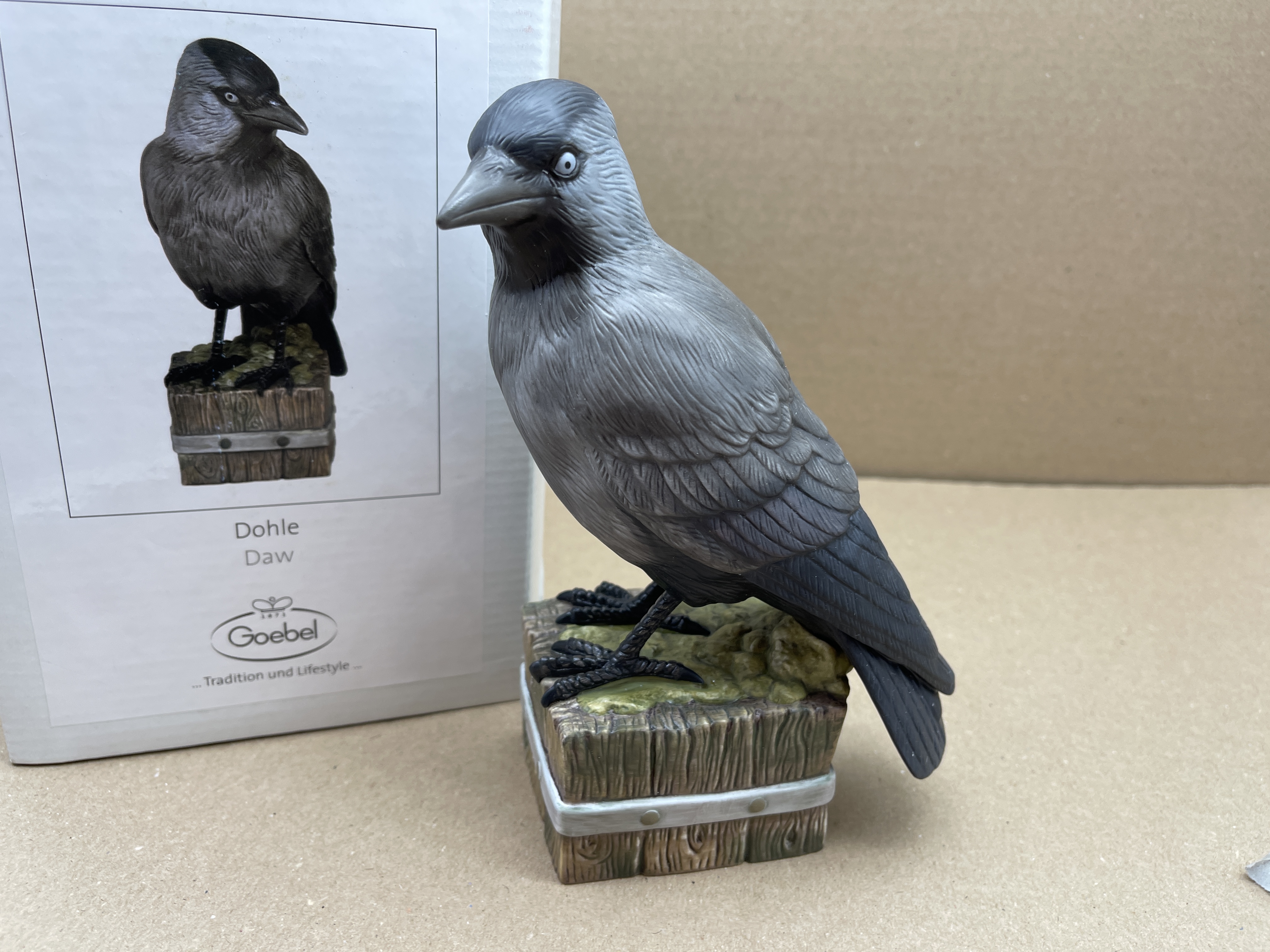 Goebel Figur Vogel des Jahres 2012 Dohle 18 cm. - 1 Wahl Ovp Top Zustand 